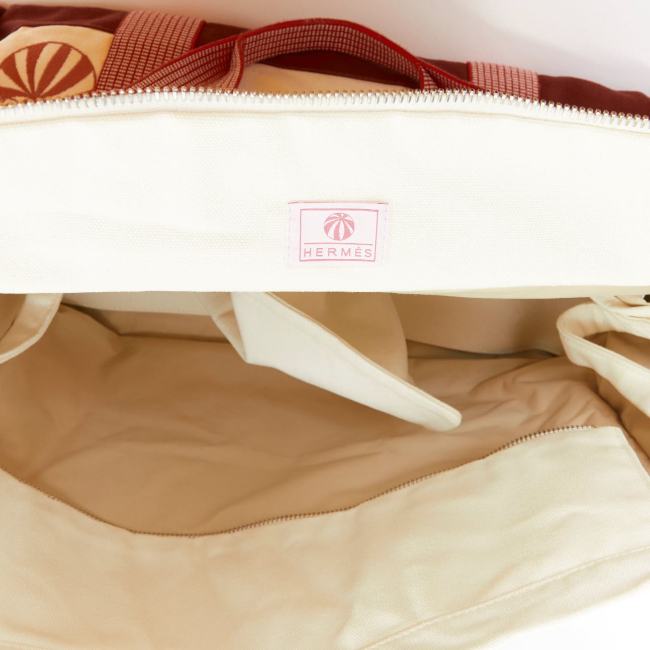 Hermes HERMES Circus Nappy Bag red white embroidered cotton canvas tote bag towel set Size ONE SIZE - 11 Thumbnail