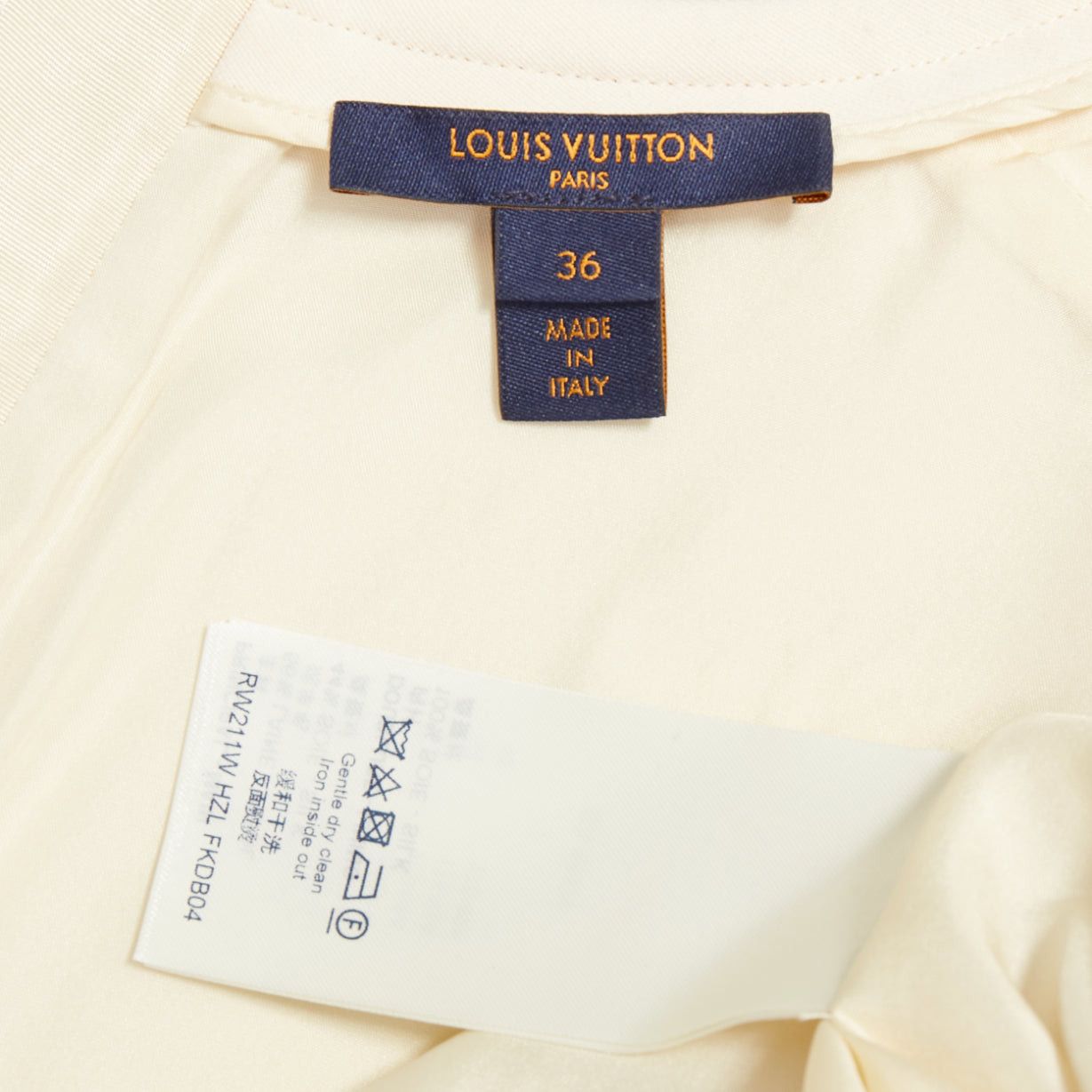 Louis Vuitton LOUIS VUITTON 2021 Game On ivory wool silk red Heart Logo embroidered ruffle hem dress FR36 S Size S / US 4 / IT 40 - 8 Thumbnail