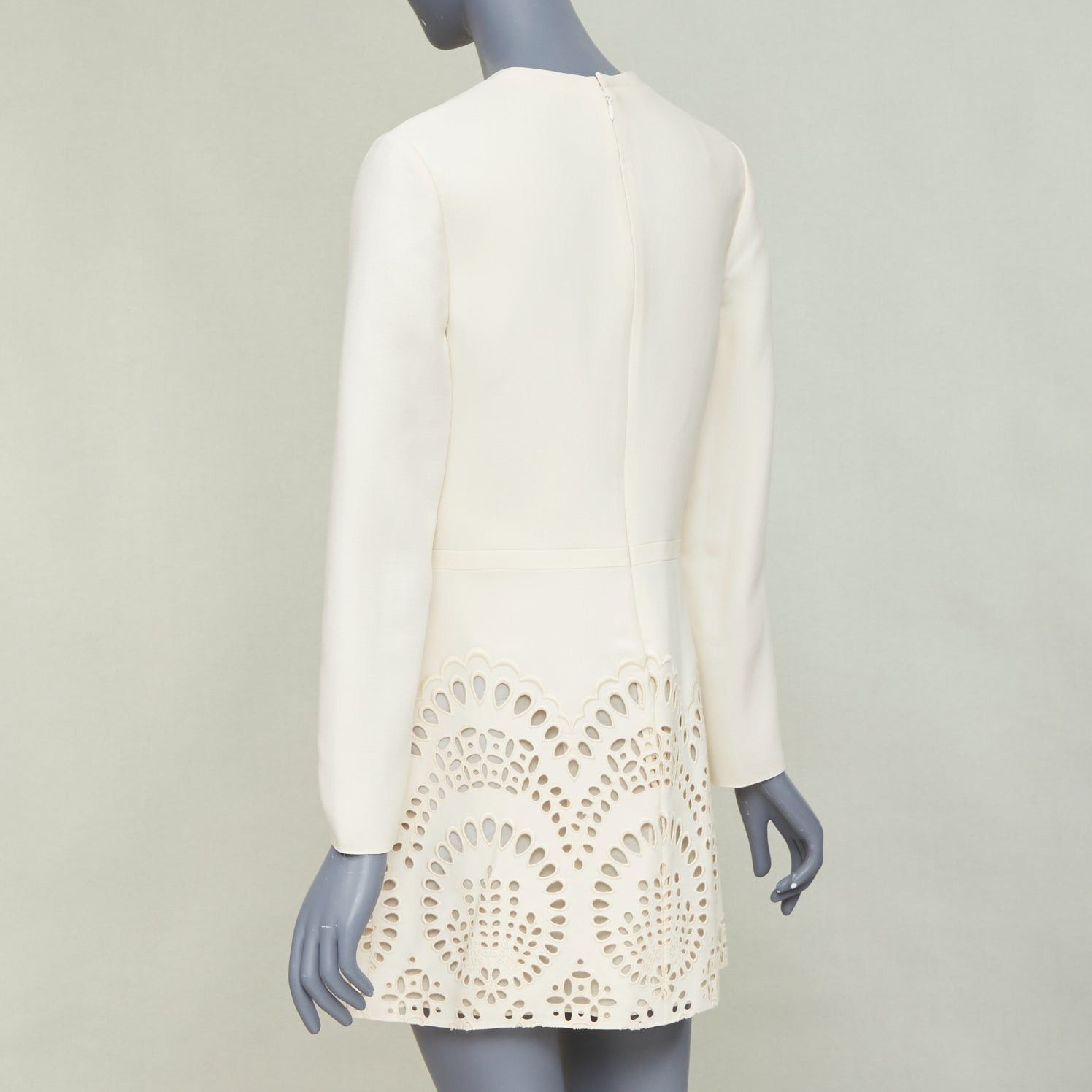 Valentino VALENTINO ivory wool silk crepe embroidered anglais shift dress IT40 S Size S / US 4 / IT 40 - 6 Thumbnail