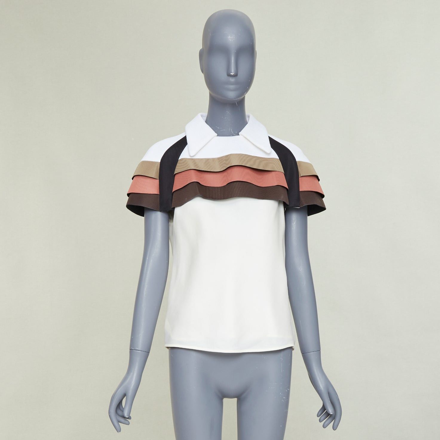 Louis Vuitton LOUIS VUITTON 2017 Runway scuba cape tricolor nylon ruffle collared top FR38 M Size M / US 6-8 / IT 42-44 - 10 Thumbnail