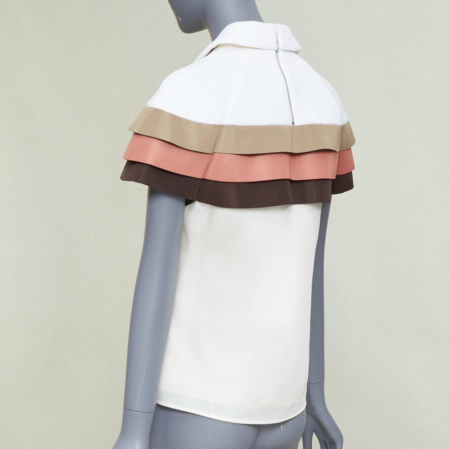 Louis Vuitton LOUIS VUITTON 2017 Runway scuba cape tricolor nylon ruffle collared top FR38 M Size M / US 6-8 / IT 42-44 - 6 Thumbnail