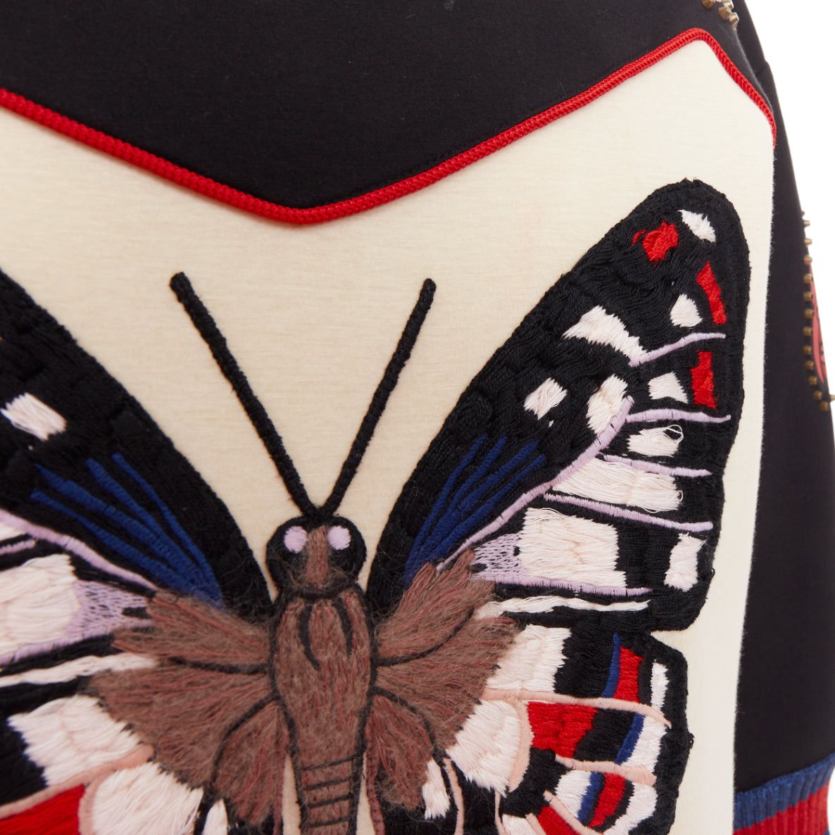 Gucci GUCCI 2016 cream black cotton Butterfly Embroidered studded sweatshirt XS Size XS / US 0-2 / IT 36-38 - 2 Thumbnail