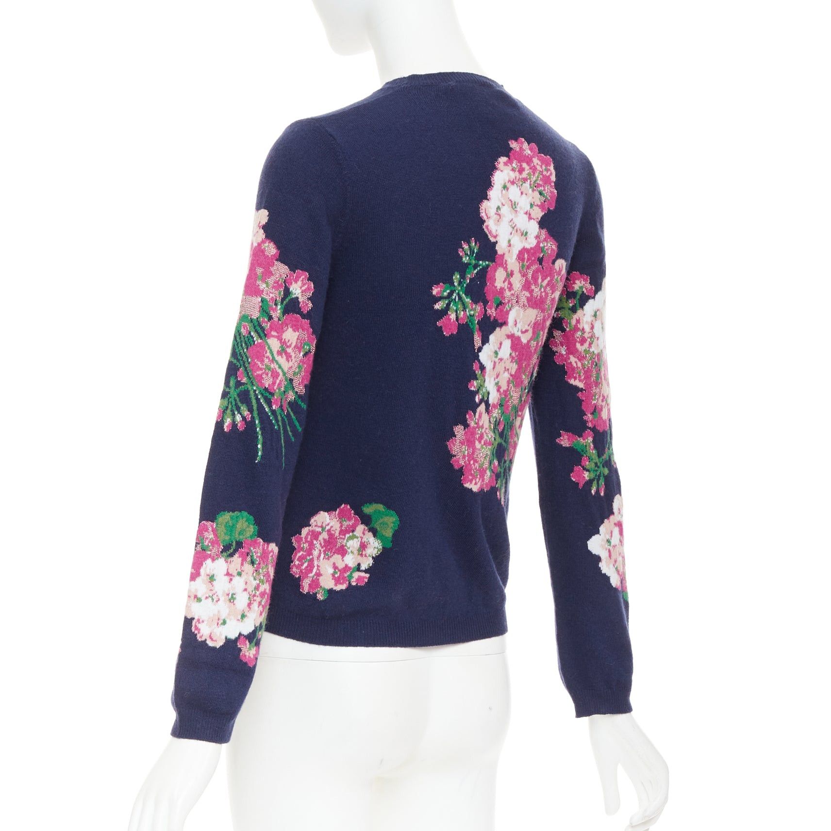 Gucci GUCCI 2017navy wool Floral Bee needlepoint embroidery sweater XS Size XS / US 0-2 / IT 36-38 - 6 Thumbnail