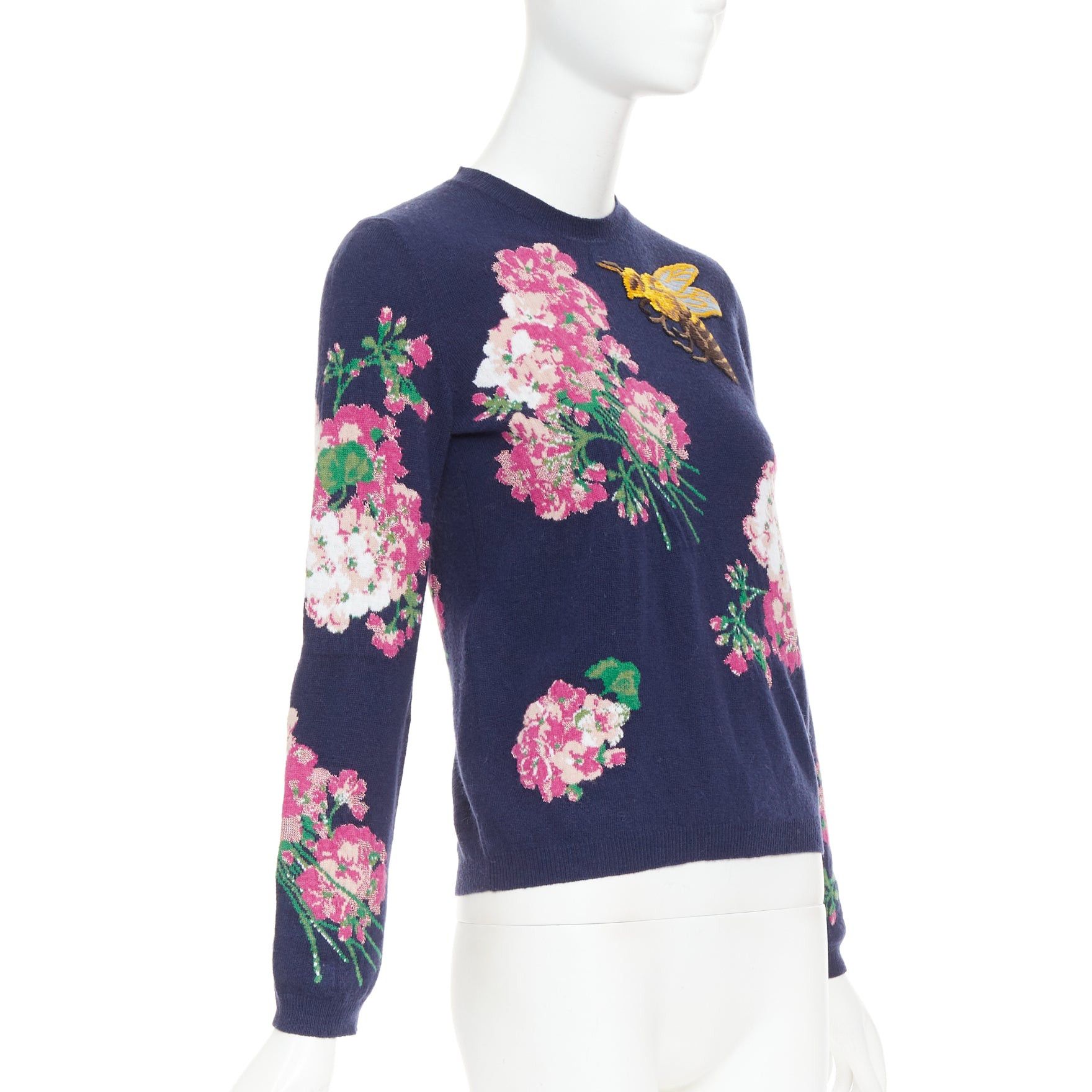 Gucci GUCCI 2017navy wool Floral Bee needlepoint embroidery sweater XS Size XS / US 0-2 / IT 36-38 - 3 Thumbnail