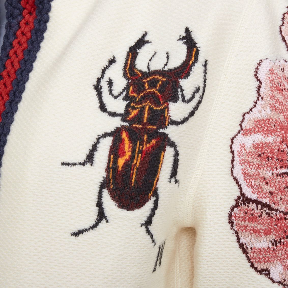 Gucci GUCCI Garden 2017 Runway white wool floral insect floral embroidered hooded cardigan coat XXS Size XS / US 0-2 / IT 36-38 - 8 Thumbnail