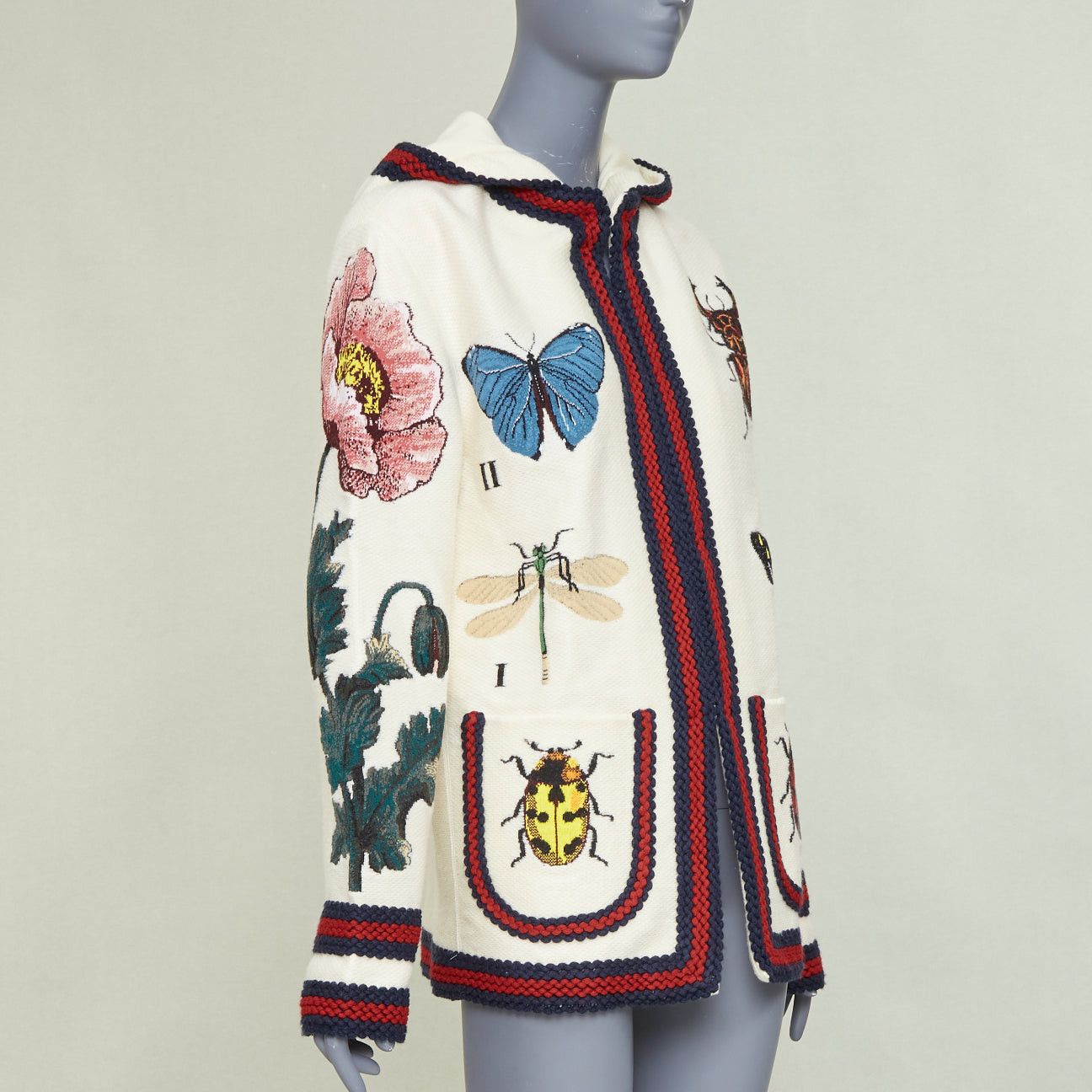 Gucci GUCCI Garden 2017 Runway white wool floral insect floral embroidered hooded cardigan coat XXS Size XS / US 0-2 / IT 36-38 - 4 Thumbnail