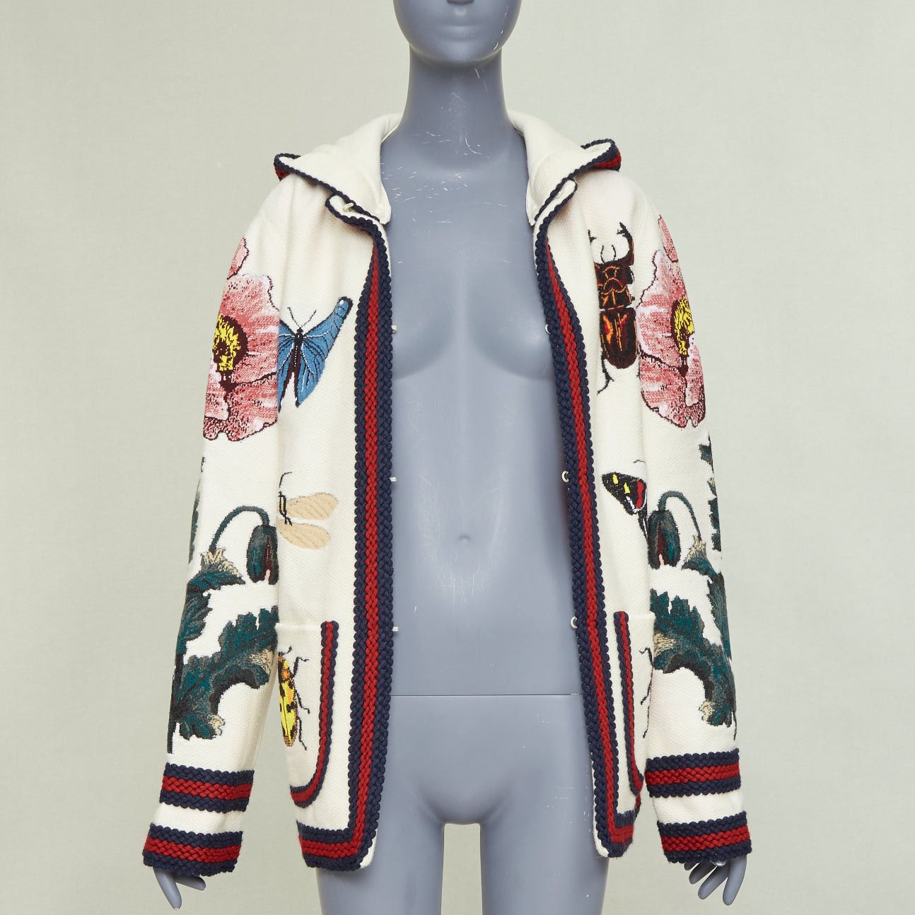Gucci GUCCI Garden 2017 Runway white wool floral insect floral embroidered hooded cardigan coat XXS Size XS / US 0-2 / IT 36-38 - 3 Thumbnail