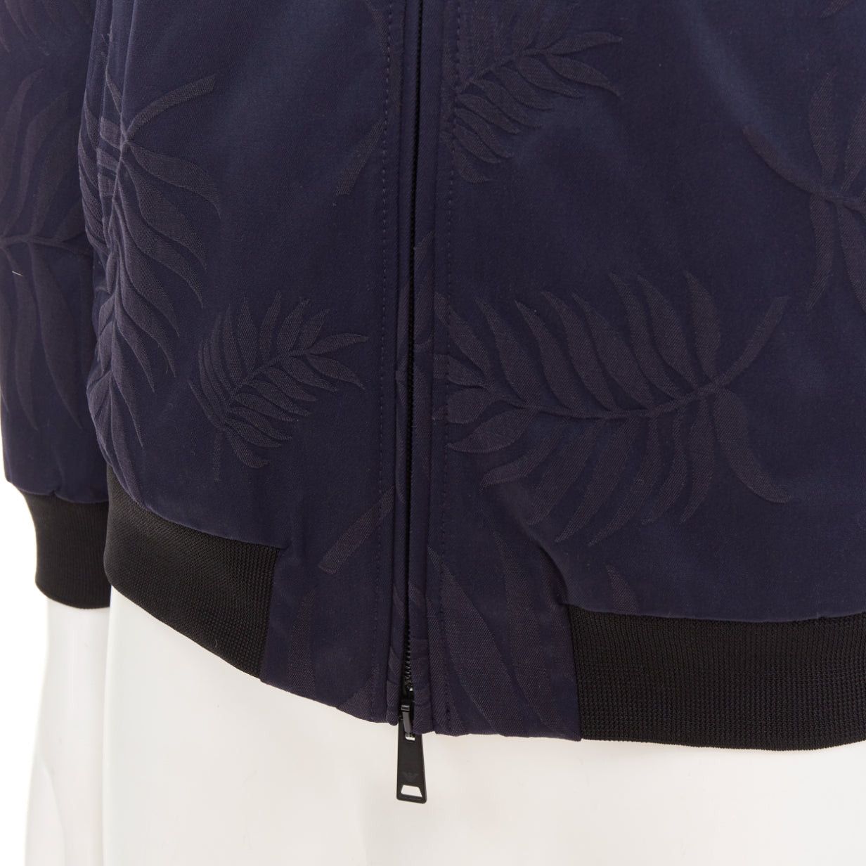 Giorgio Armani GIORGIO ARMANI navy water repellent Fern leaf jacquard bomber jacket IT46 S Size US S / EU 44-46 / 1 - 8 Thumbnail