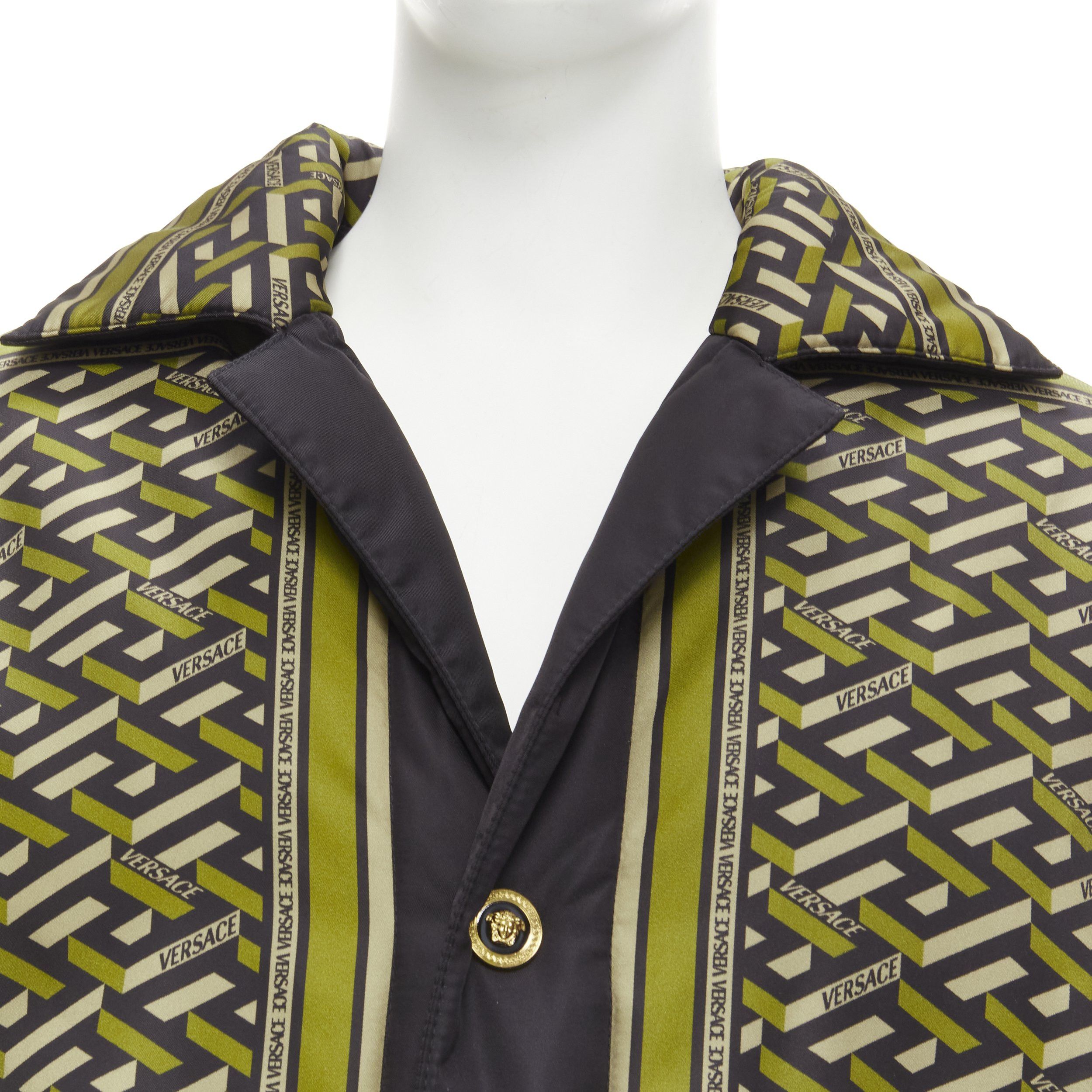 Versace VERSACE 2021 Runway La Greca Graffiti Medusa Smiley green padded coat IT48 M Size US M / EU 48-50 / 2 - 2 Thumbnail