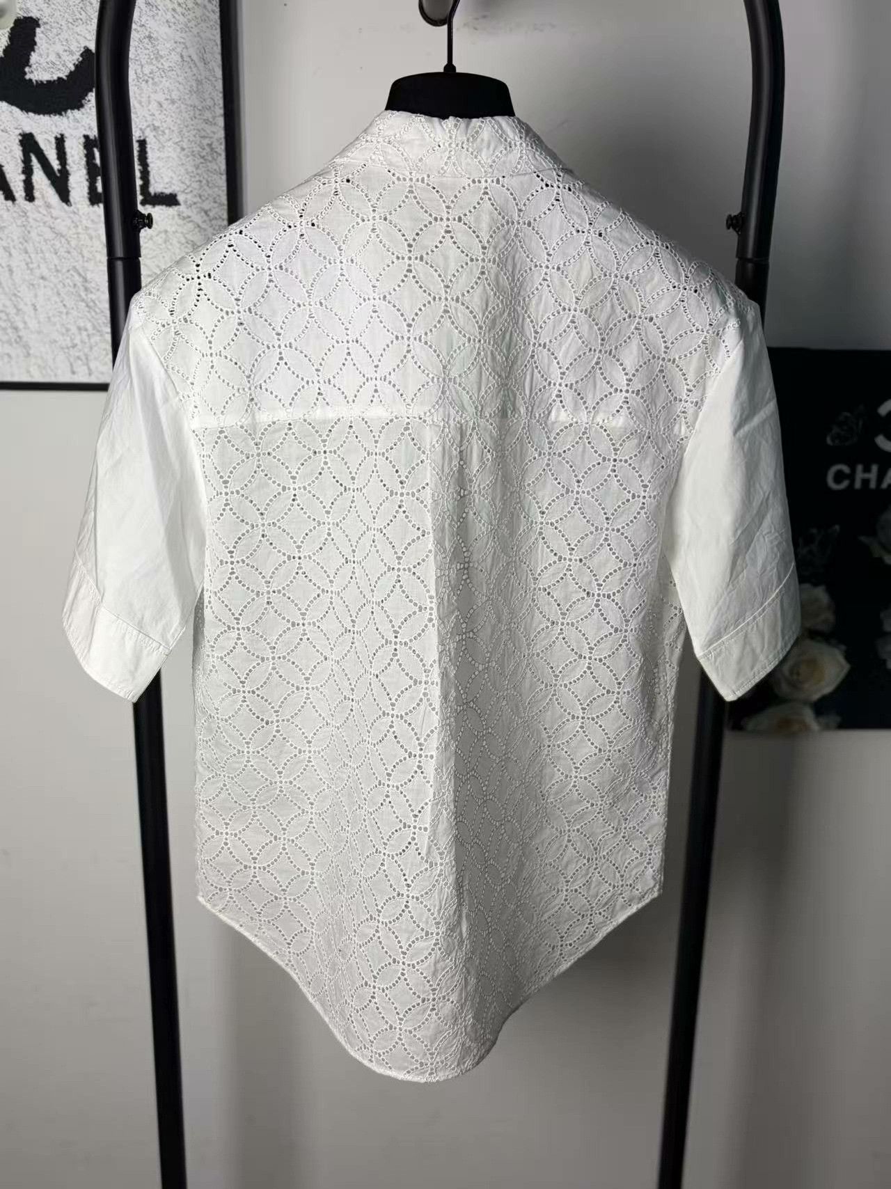 Louis Vuitton Louis Vuitton White Shirt m Men Size US M / EU 48-50 / 2 - 2 Thumbnail