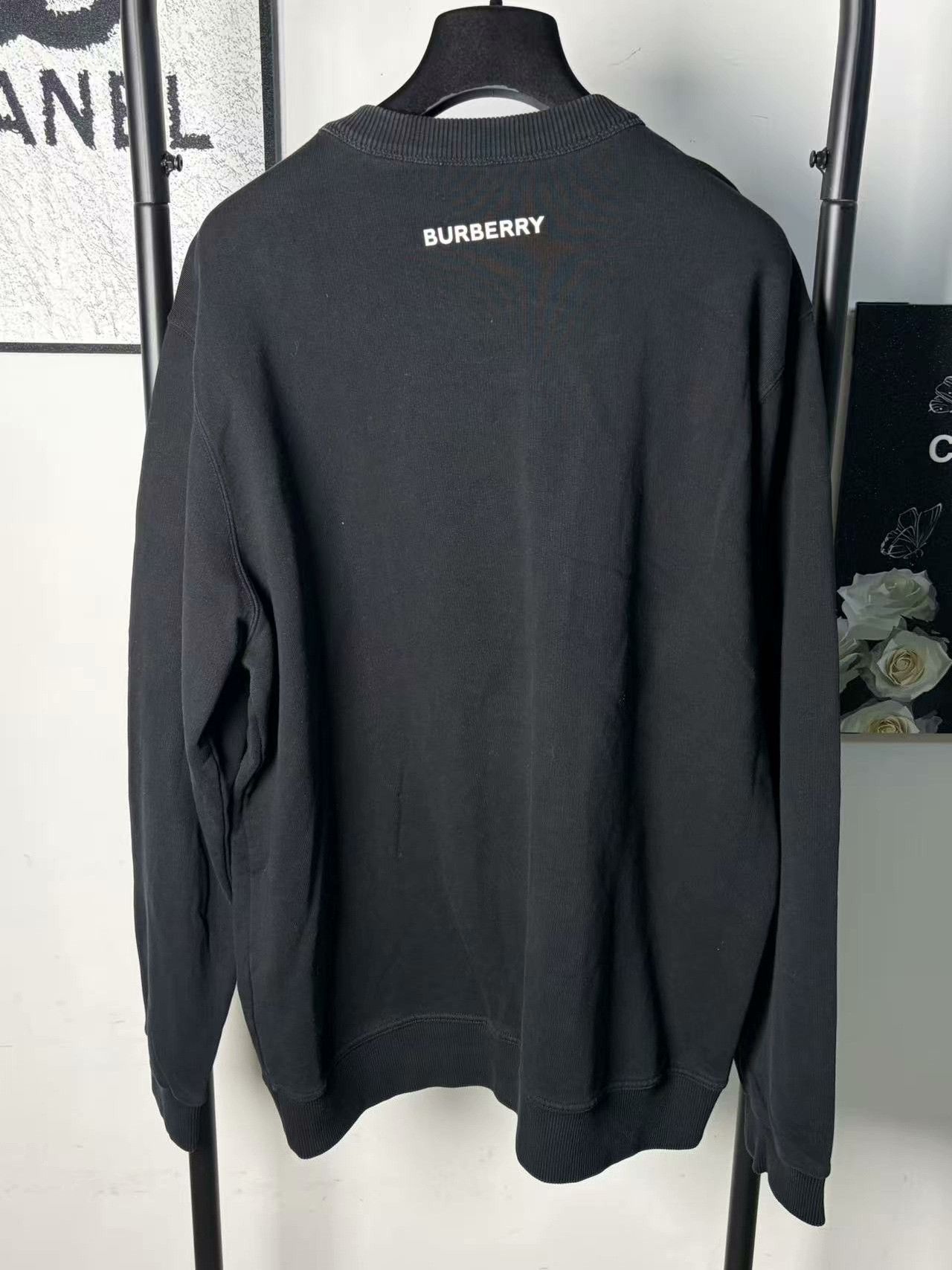 Burberry Burberry Retro White Hoodie l Men Size US L / EU 52-54 / 3 - 2 Thumbnail