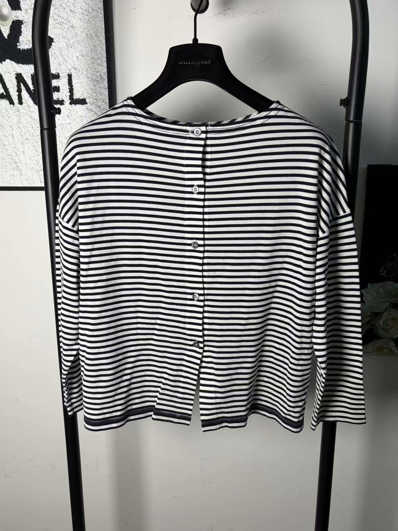 Prada Prada Knit White Hoodie s Men Size US S / EU 44-46 / 1 - 2 Thumbnail