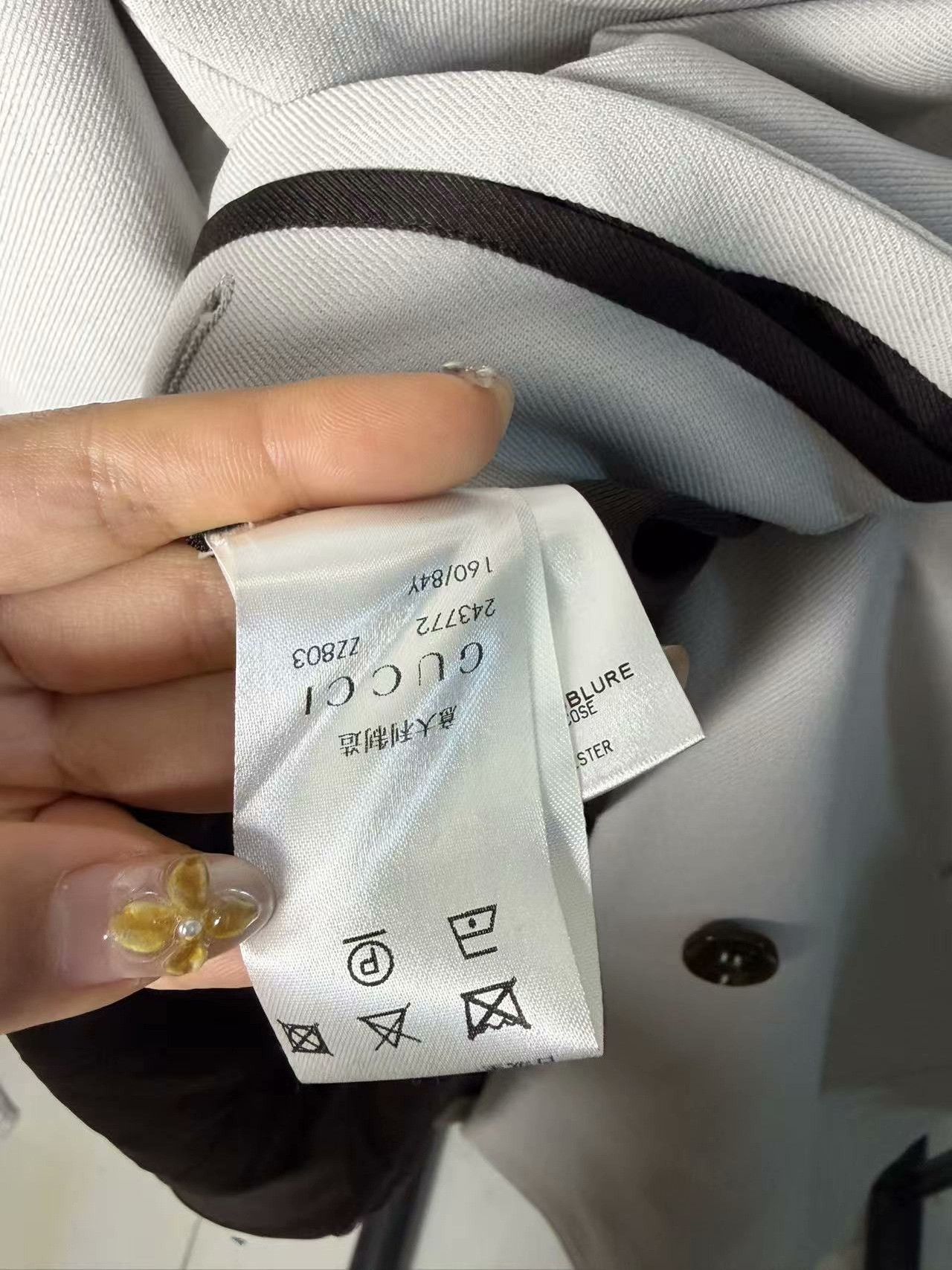 Gucci Gucci White Heavy Coat l Men Size US L / EU 52-54 / 3 - 4 Thumbnail
