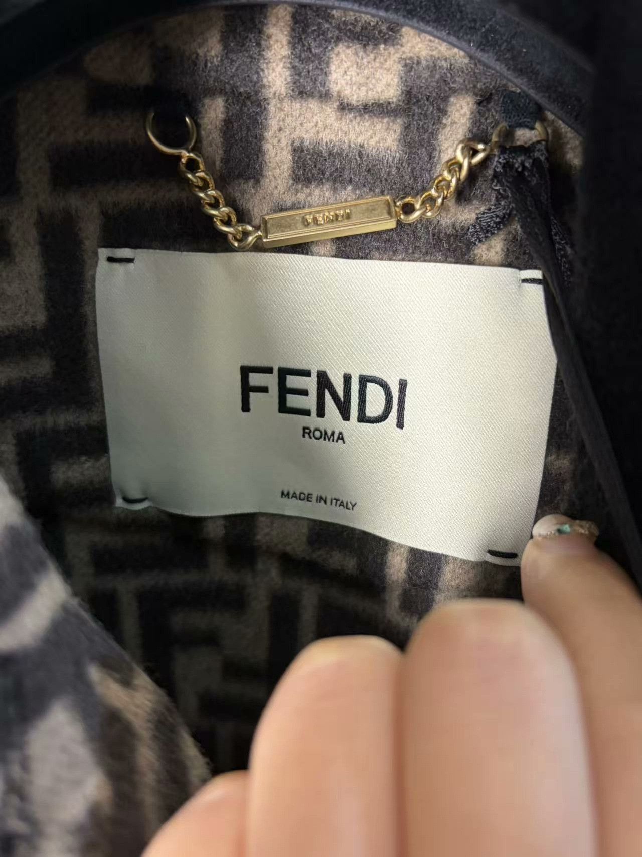 Fendi Fendi Wool White Heavy Coat xl Men Size US XL / EU 56 / 4 - 3 Thumbnail