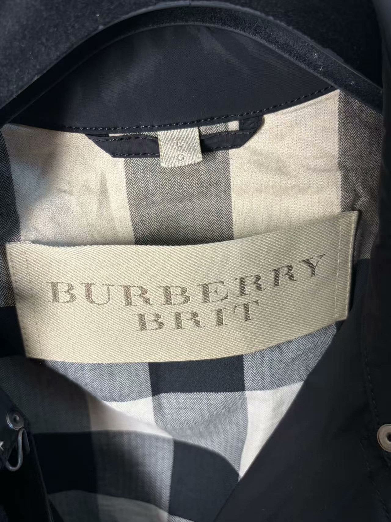 Burberry Burberry White Light Jacket l Men Size US L / EU 52-54 / 3 - 4 Thumbnail