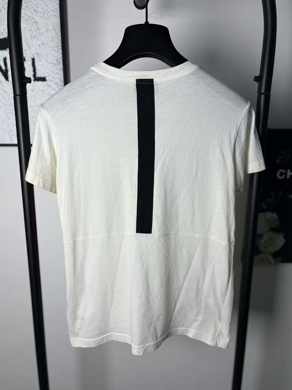 Moncler Moncler Retro White T-Shirt s Men Size US S / EU 44-46 / 1 - 2 Thumbnail