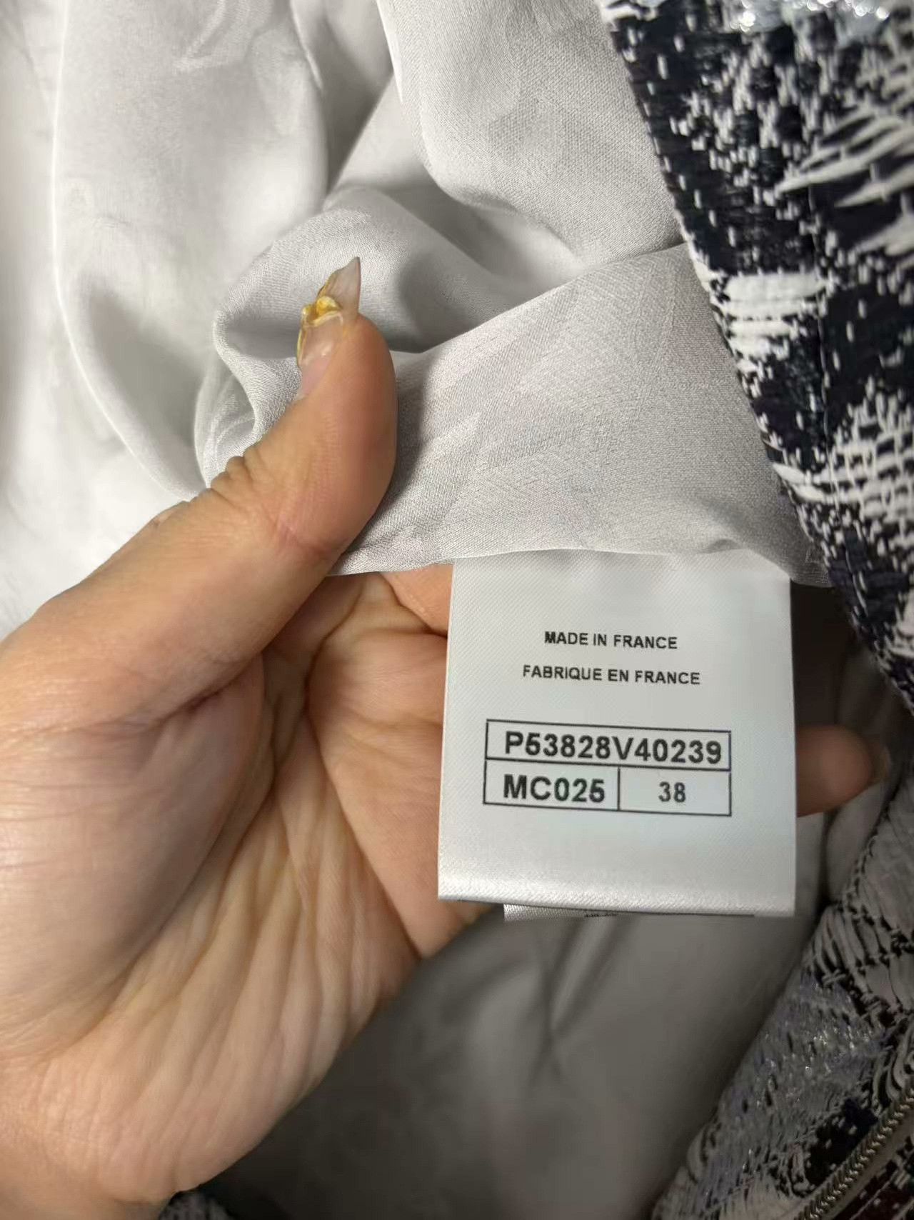 Chanel Chanel White Coat L Women Size L / US 10 / IT 46 - 4 Thumbnail