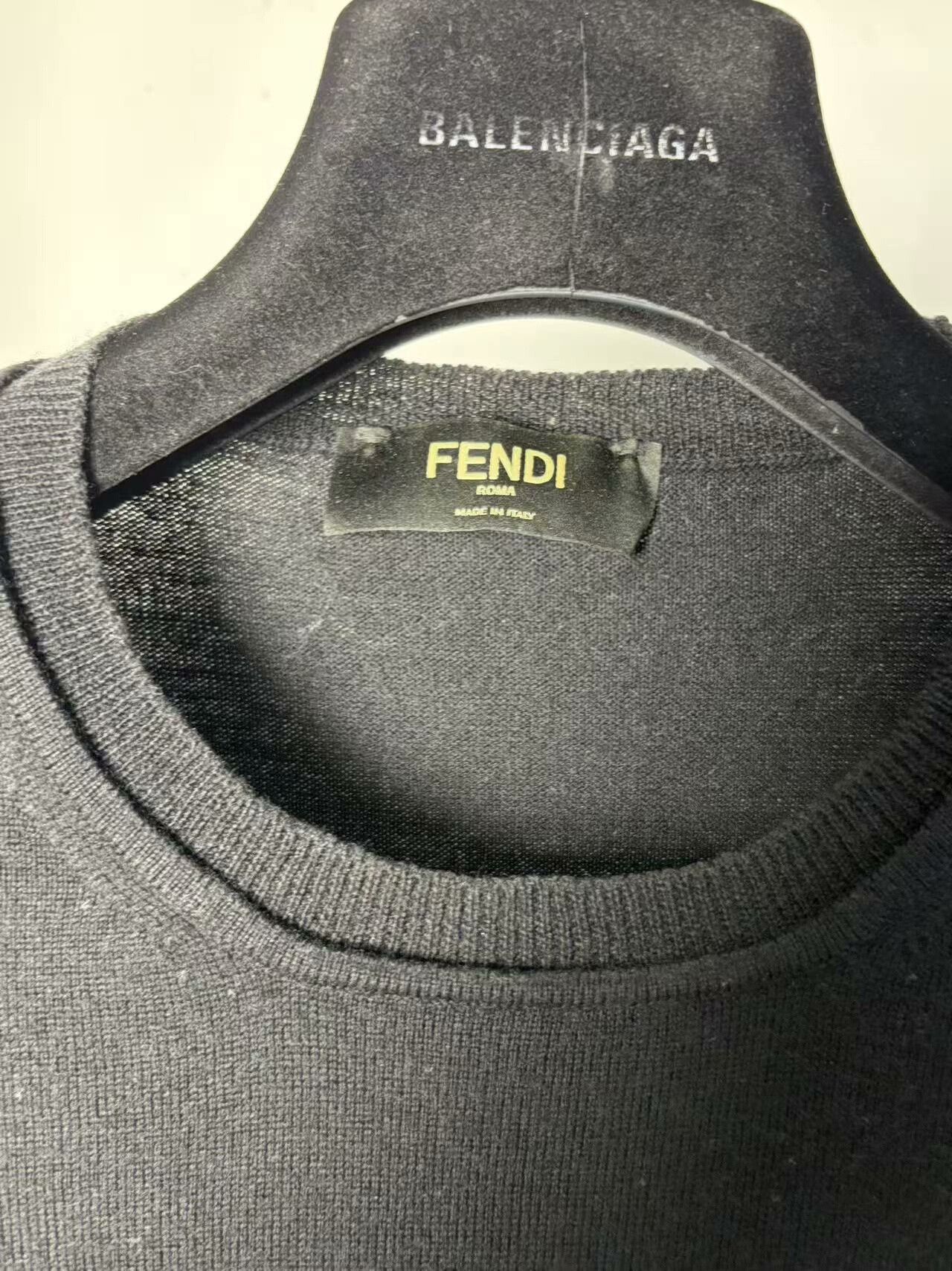 Fendi Fendi Washed White Sweater m Men Size US M / EU 48-50 / 2 - 4 Thumbnail