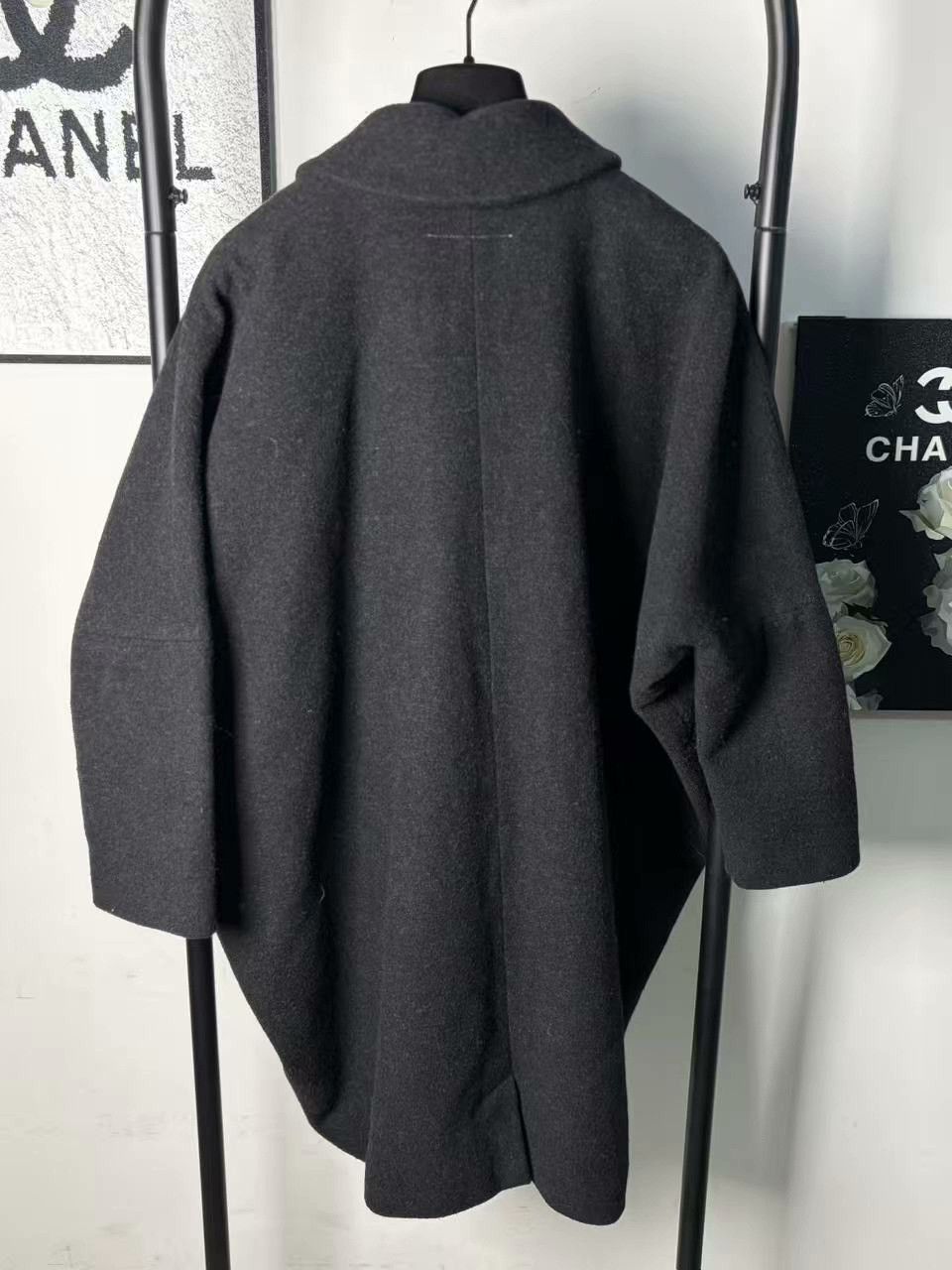 Maison Margiela Maison Margiela Wool White Heavy Coat m Men Size US M / EU 48-50 / 2 - 2 Thumbnail