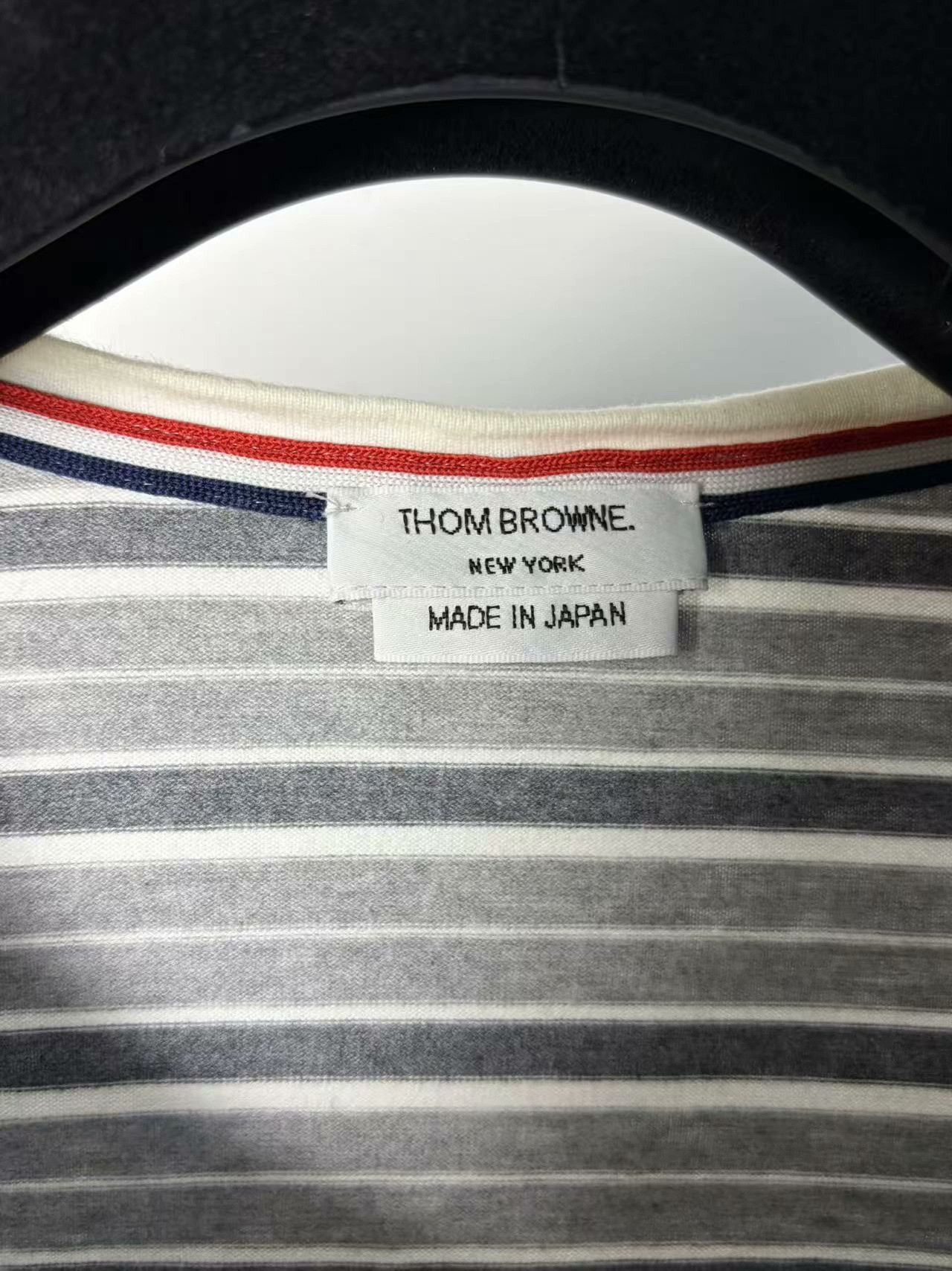 Thom Browne Thom Browne Striped White T-Shirt l Men Size US L / EU 52-54 / 3 - 2 Thumbnail