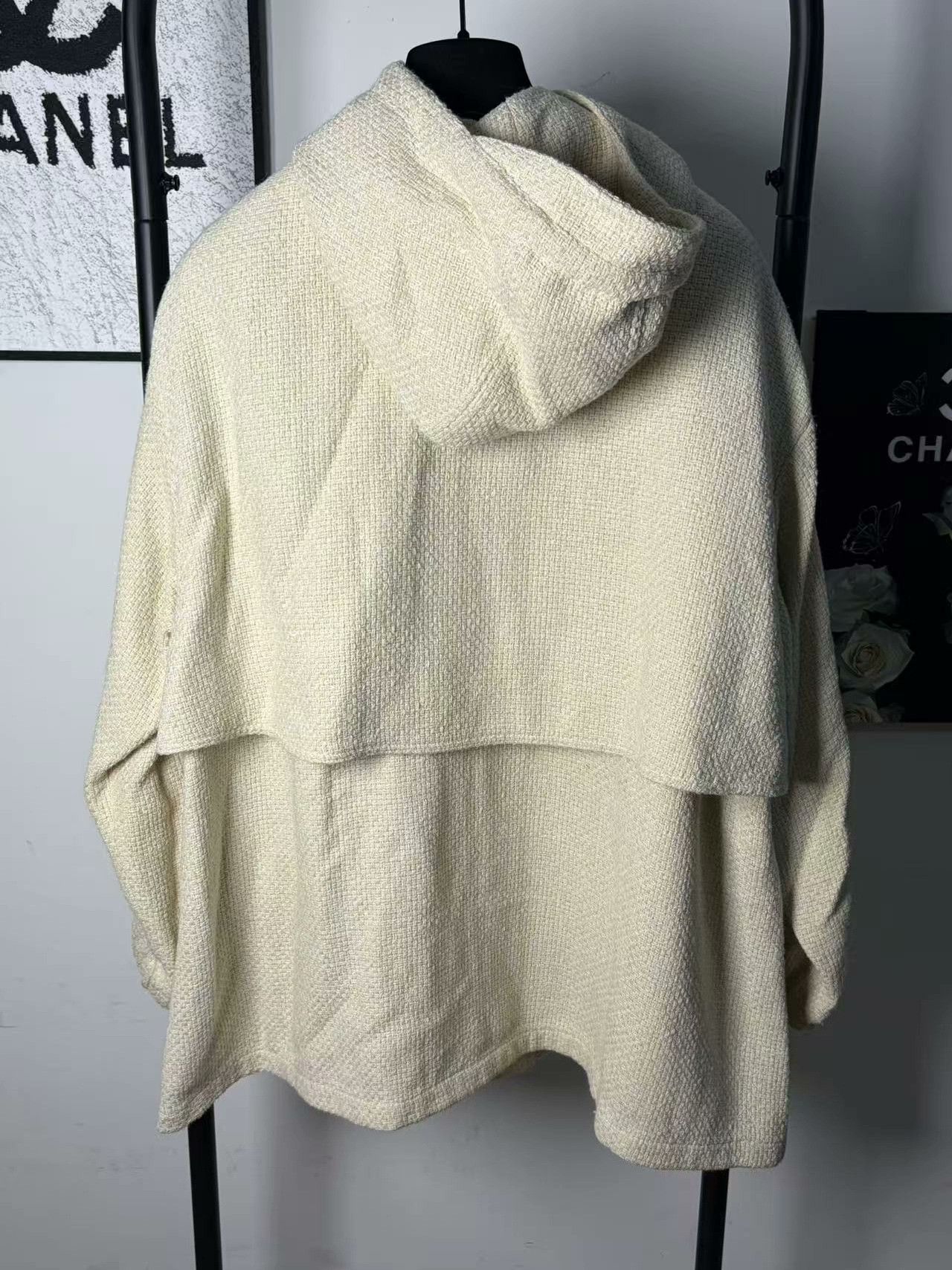 Gucci Gucci Knit White Jacket XL Women Size XL / US 12-14 / IT 48-50 - 2 Thumbnail