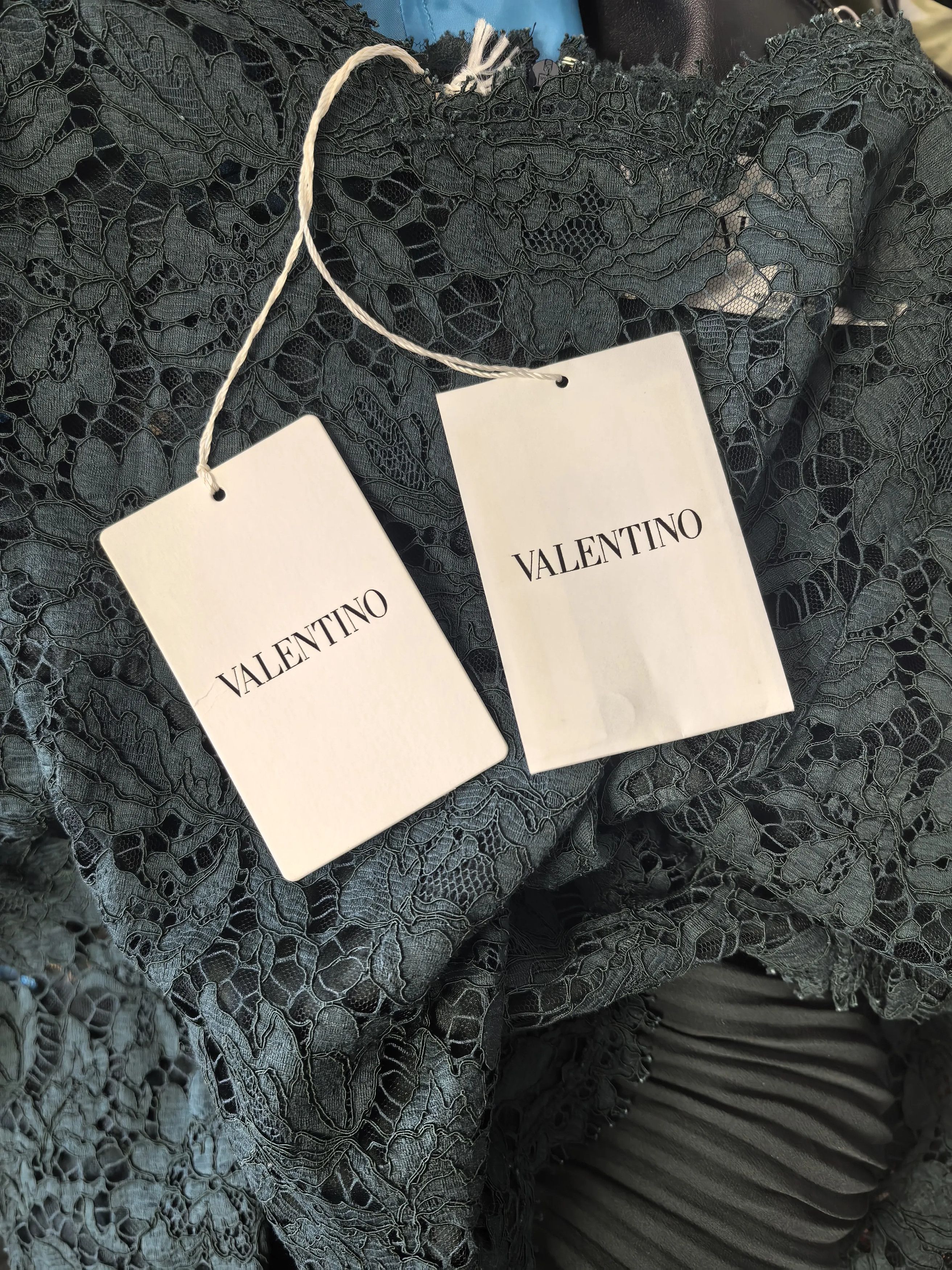 Valentino Valentino White T-Shirt L Women Size L / US 10 / IT 46 - 4 Thumbnail