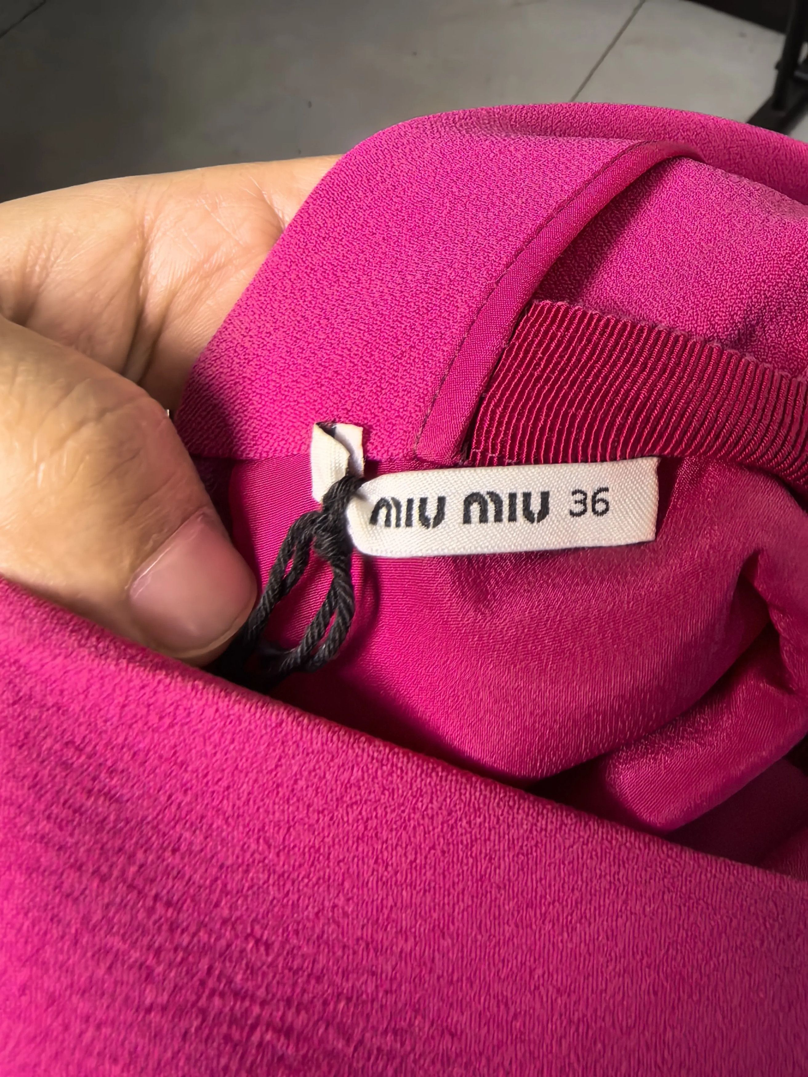 Miu Miu Miu Miu White T-Shirt M Women Size M / US 6-8 / IT 42-44 - 3 Thumbnail