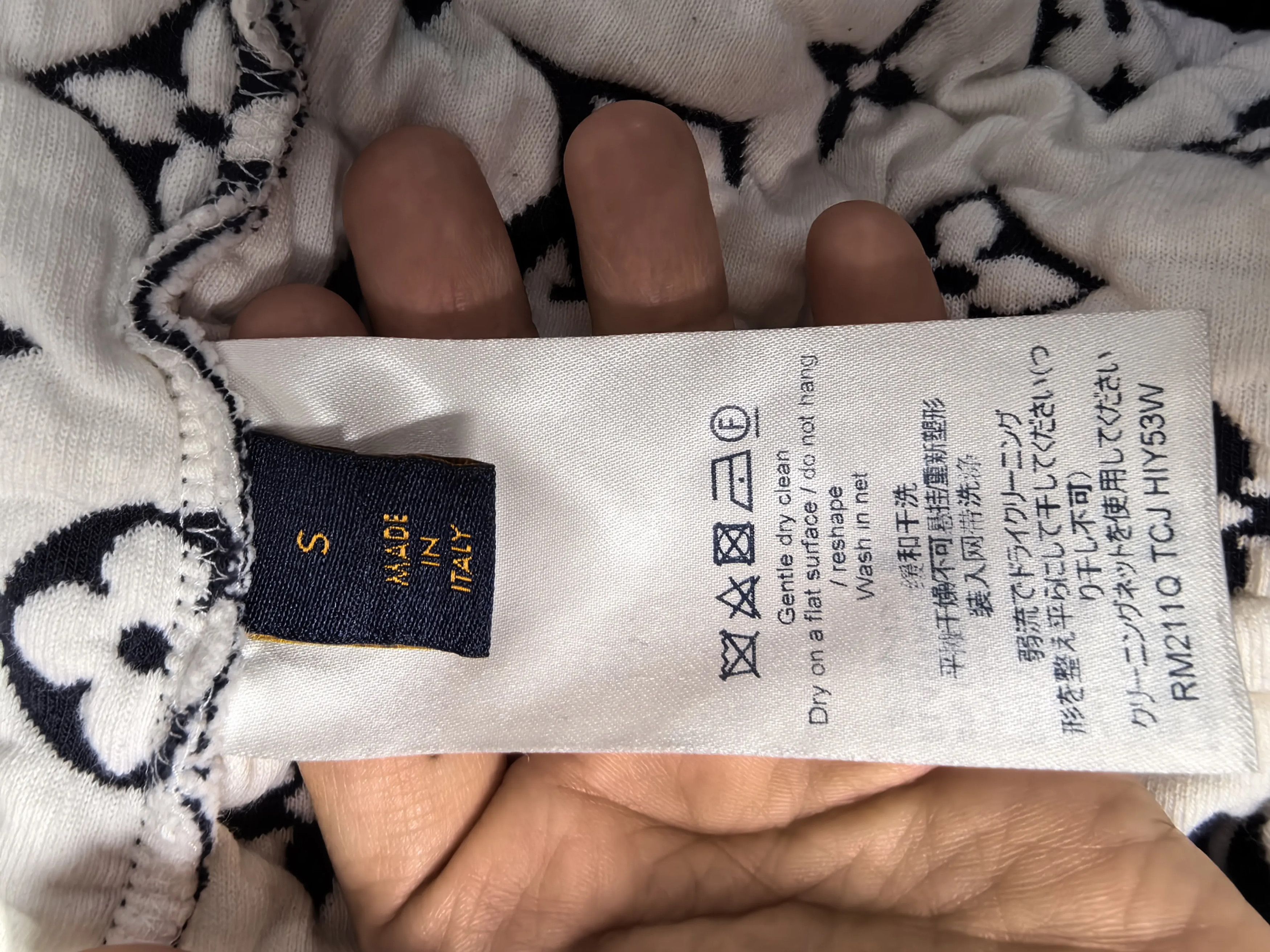 Louis Vuitton Louis Vuitton White Hoodie l Men Size US L / EU 52-54 / 3 - 4 Thumbnail