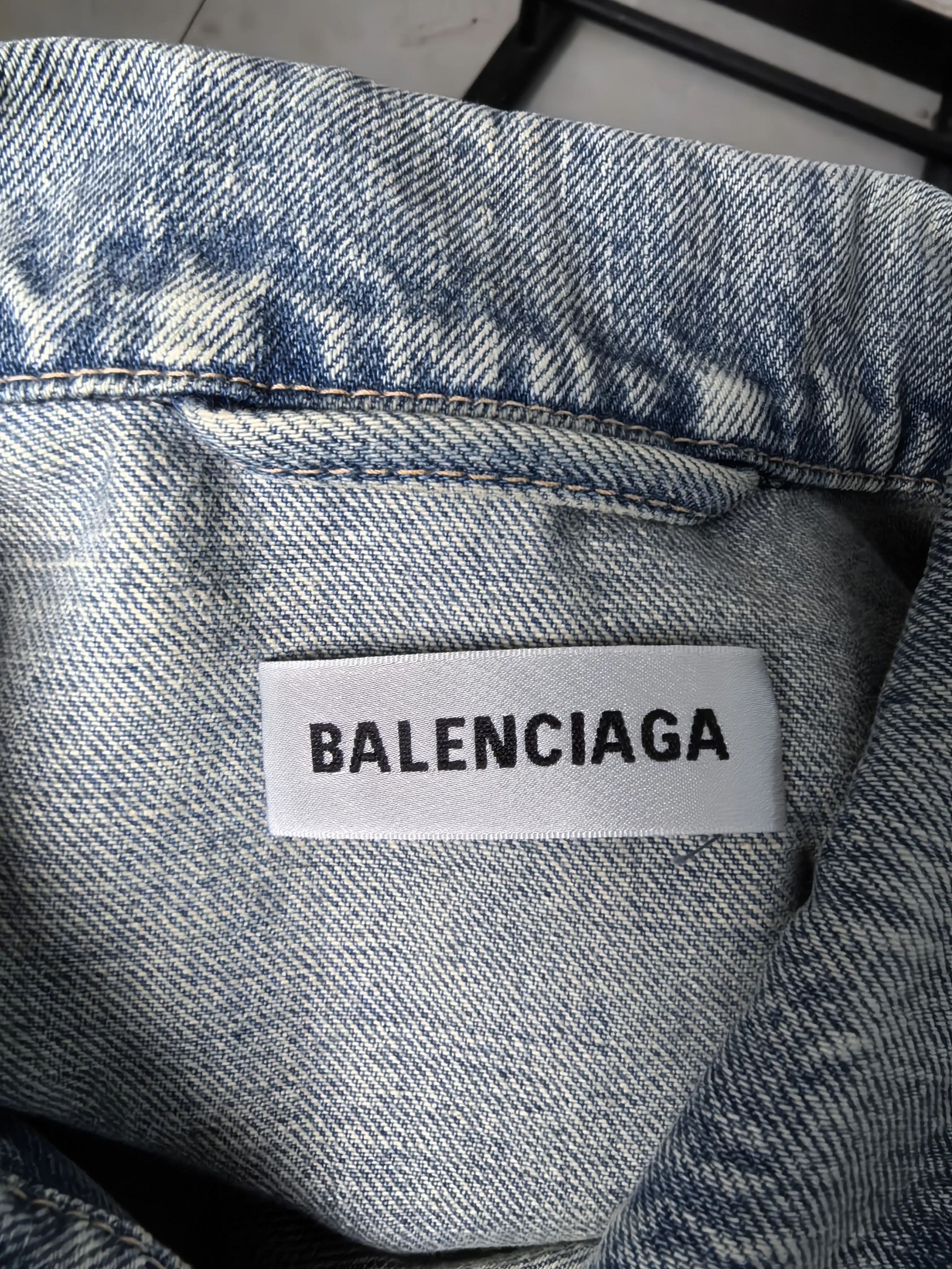 Balenciaga Balenciaga Retro Denim White Light Jacket m Men Size US M / EU 48-50 / 2 - 3 Thumbnail