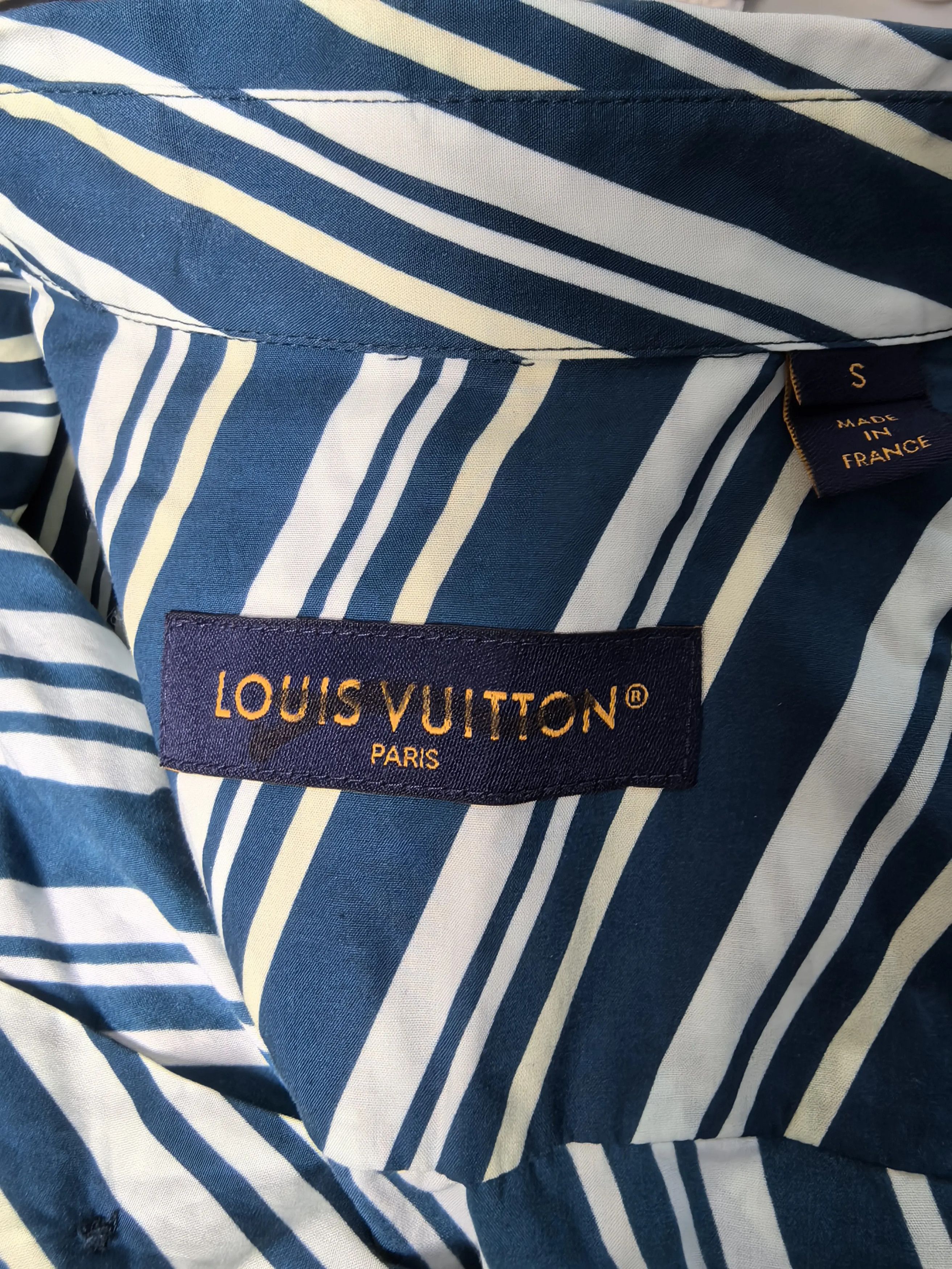 Louis Vuitton Louis Vuitton White Shirt m Men Size US M / EU 48-50 / 2 - 4 Thumbnail