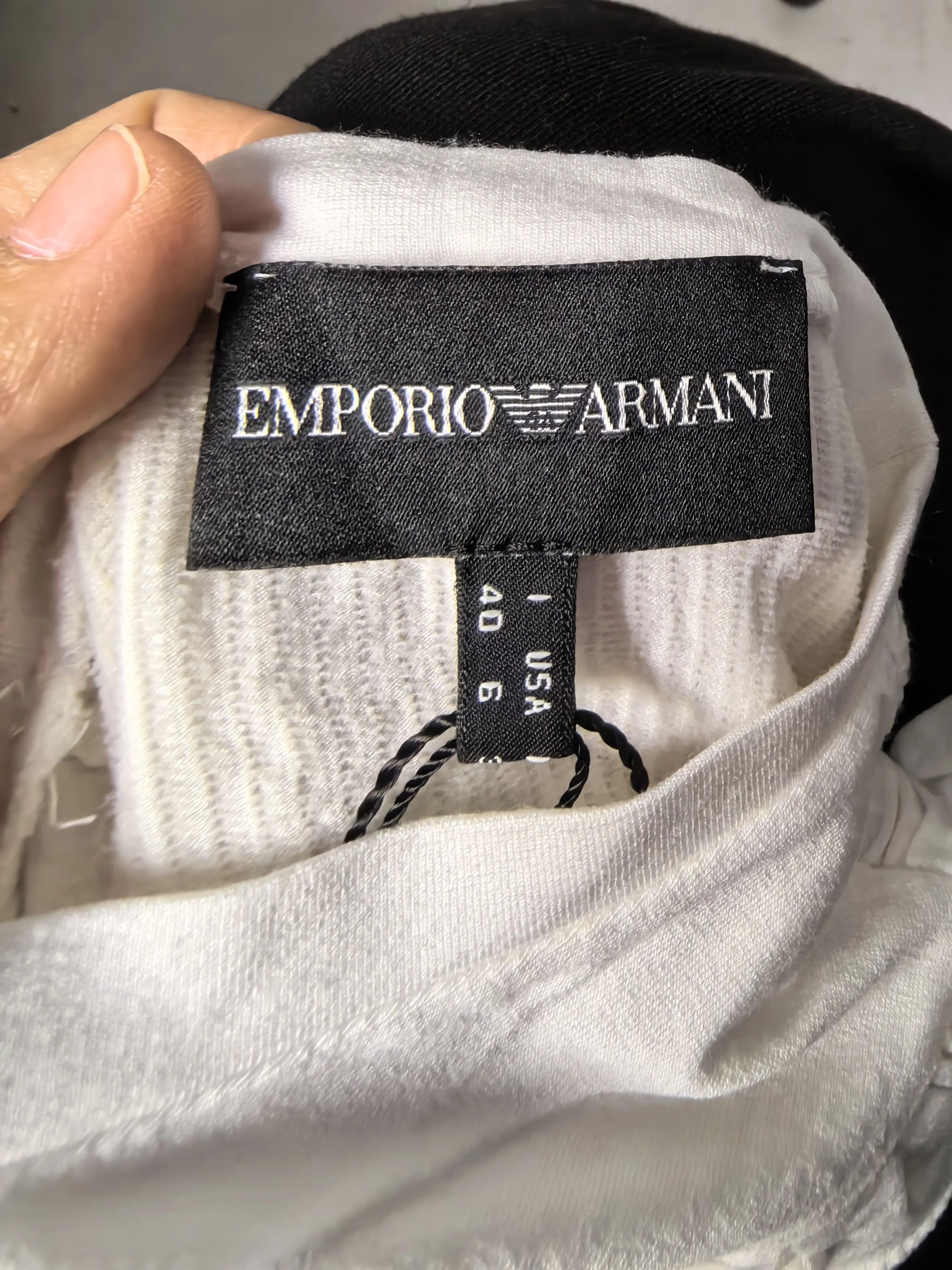 Armani Armani White T-Shirt l Men Size US L / EU 52-54 / 3 - 3 Thumbnail