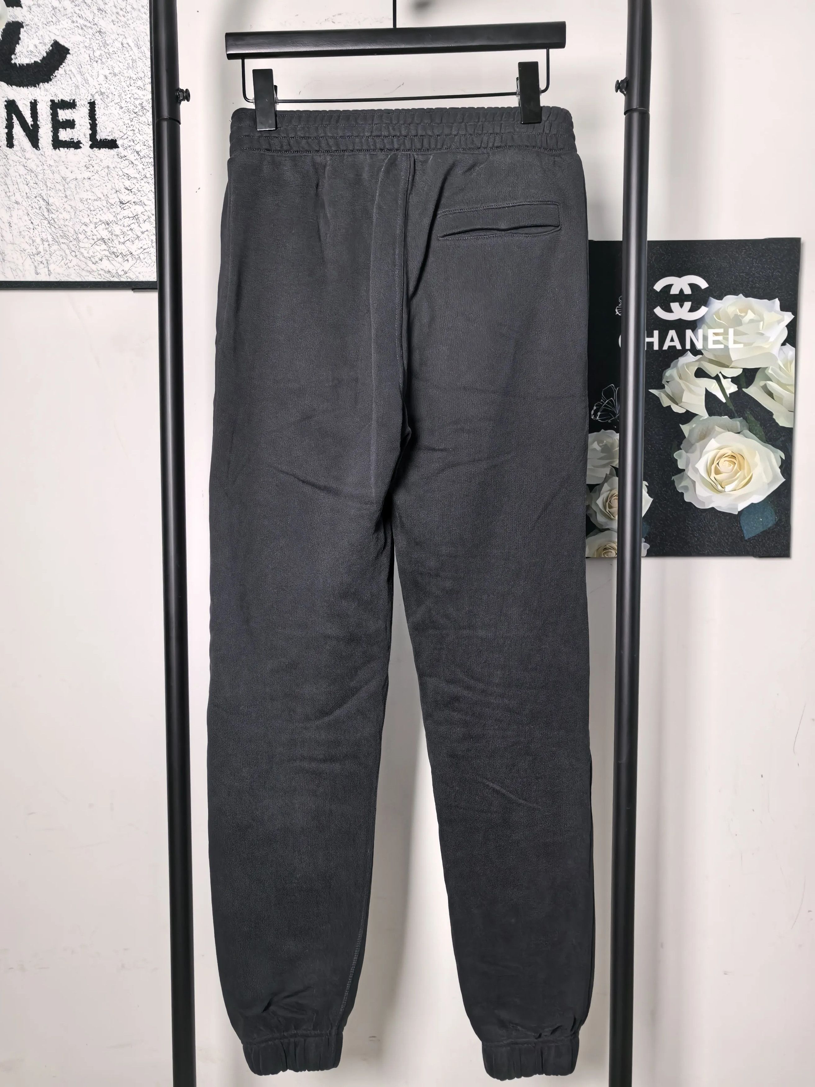 Givenchy Givenchy White Casual Pants 32 Men Size US 32 / EU 48 - 2 Thumbnail