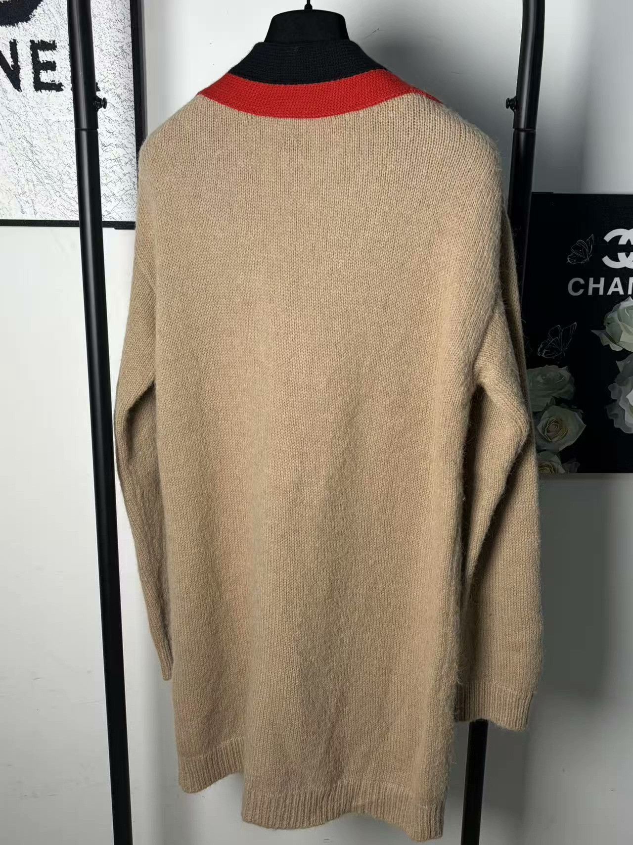 Moncler Moncler Knit White T-Shirt L Women Size L / US 10 / IT 46 - 2 Thumbnail