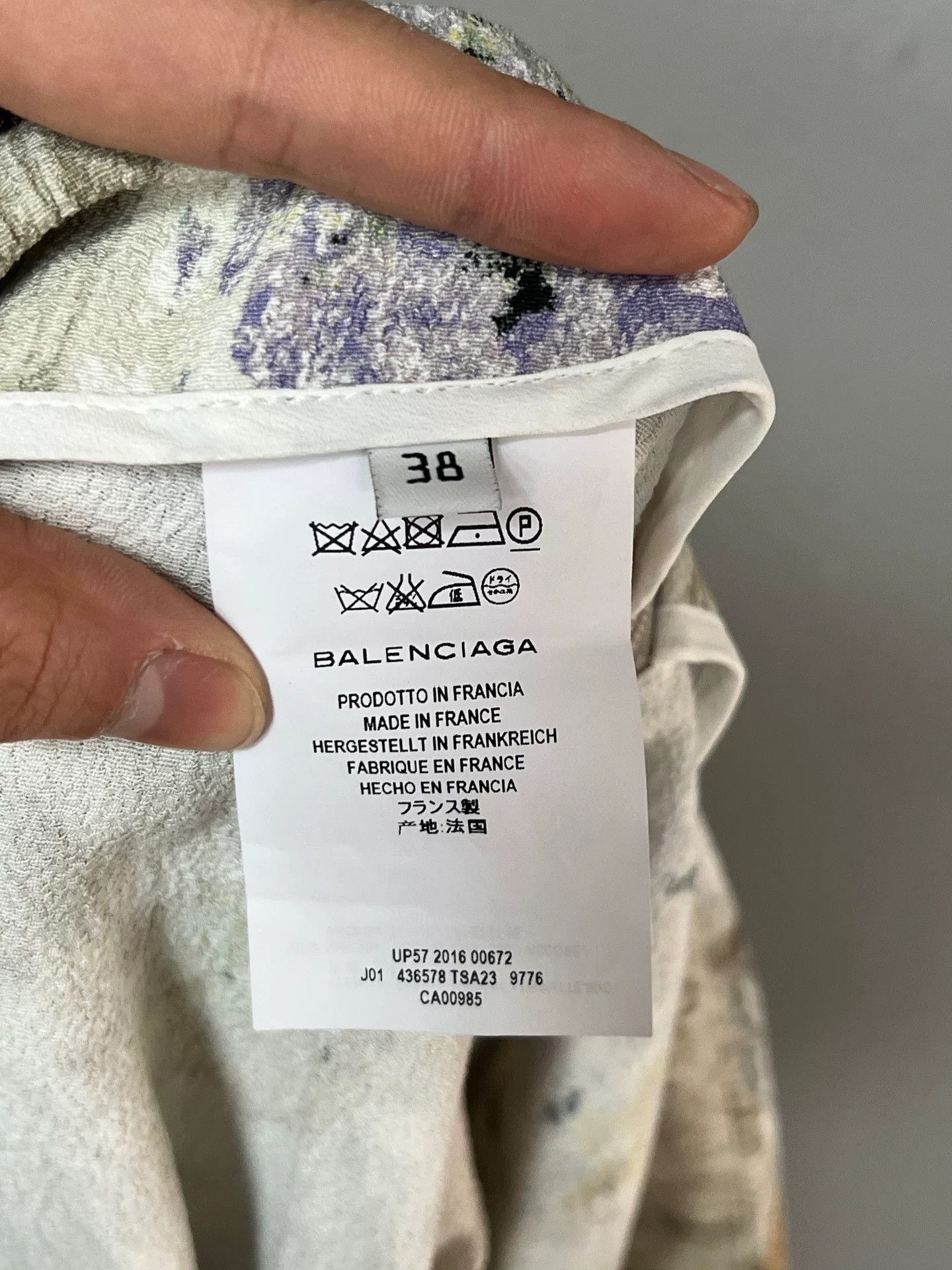 Balenciaga Balenciaga Greek Goddess Skirt Size 38" / US 16 / IT 52 - 4 Thumbnail