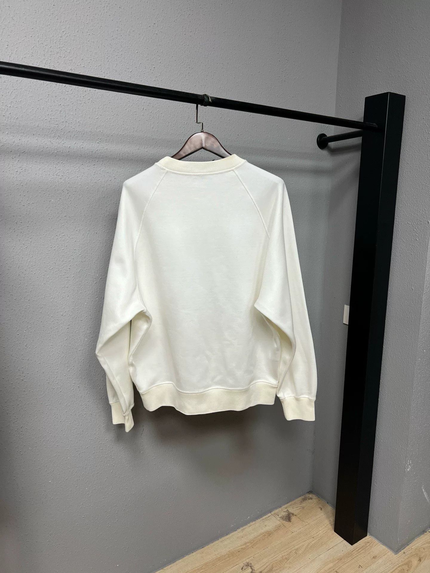 Miu Miu Miumiu Bow Embroidery Sweatshirt Size M / US 6-8 / IT 42-44 - 2 Thumbnail