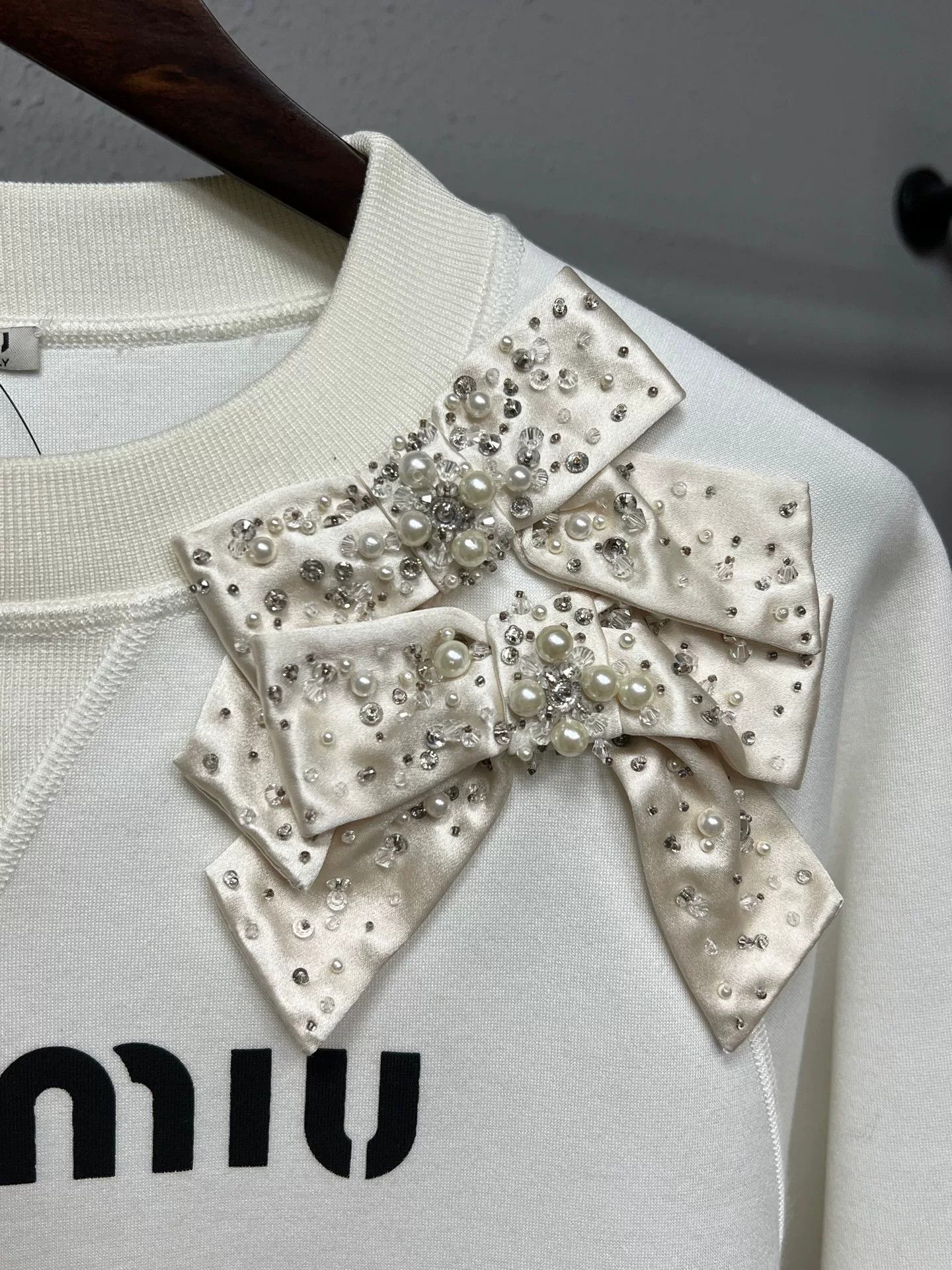 Miu Miu Miumiu Bow Embroidery Sweatshirt Size M / US 6-8 / IT 42-44 - 3 Thumbnail