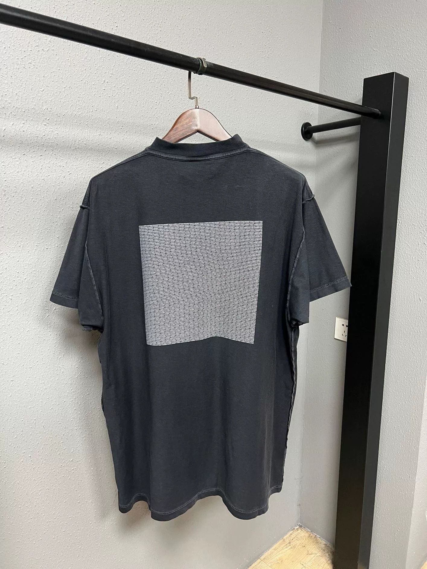 Balenciaga Balenciaga Square Logo Short-Sleeve Size US S / EU 44-46 / 1 - 2 Thumbnail