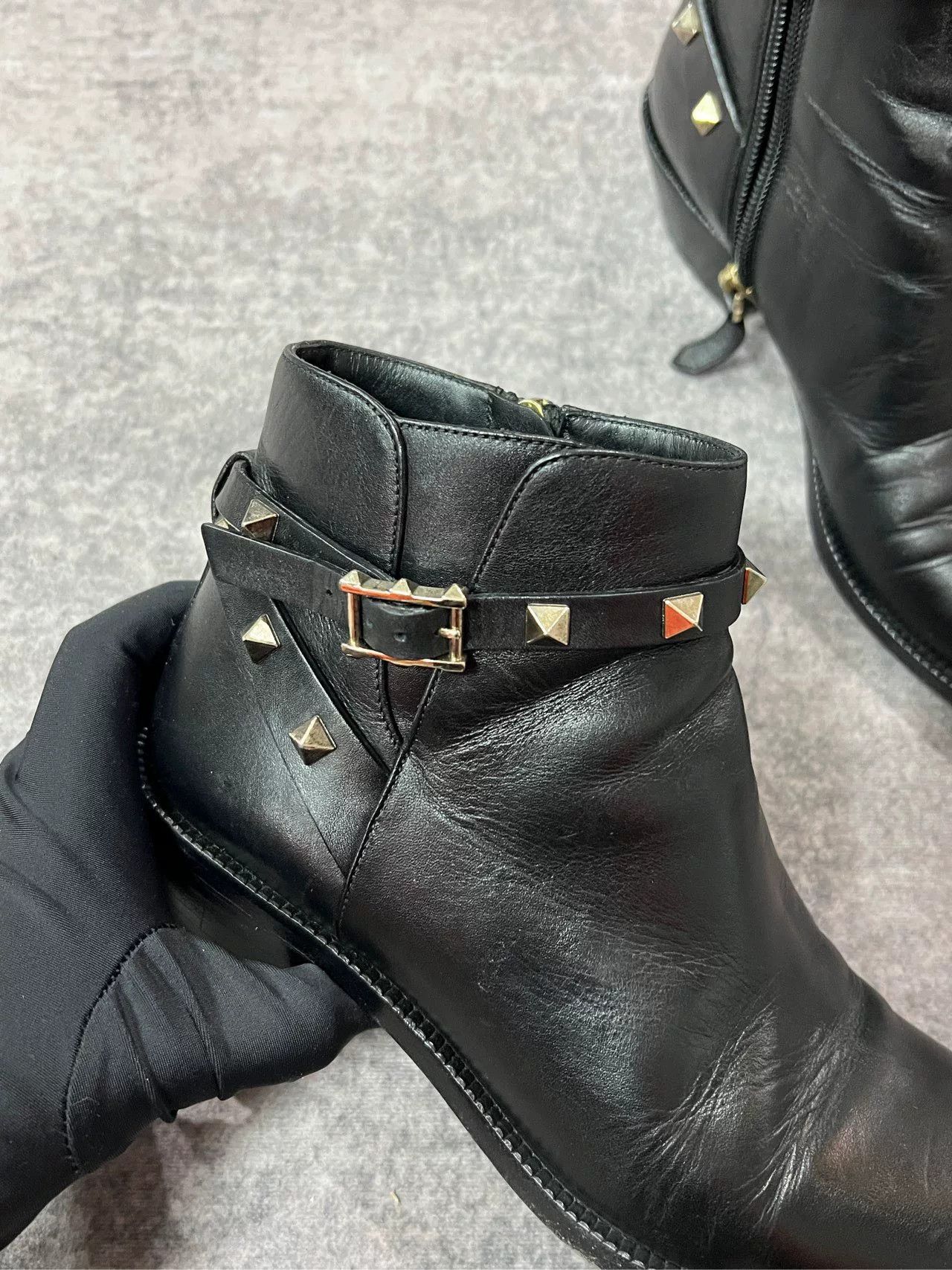 Valentino Valentino Studded Ankle Boots Size US 5.5 / IT 35.5 - 3 Thumbnail