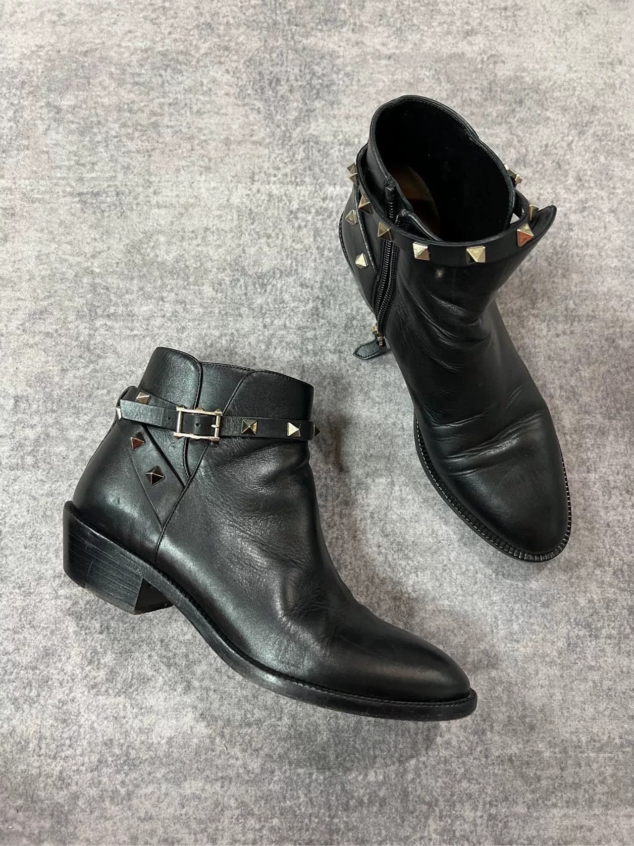 Valentino Valentino Studded Ankle Boots Size US 5.5 / IT 35.5 - 2 Thumbnail