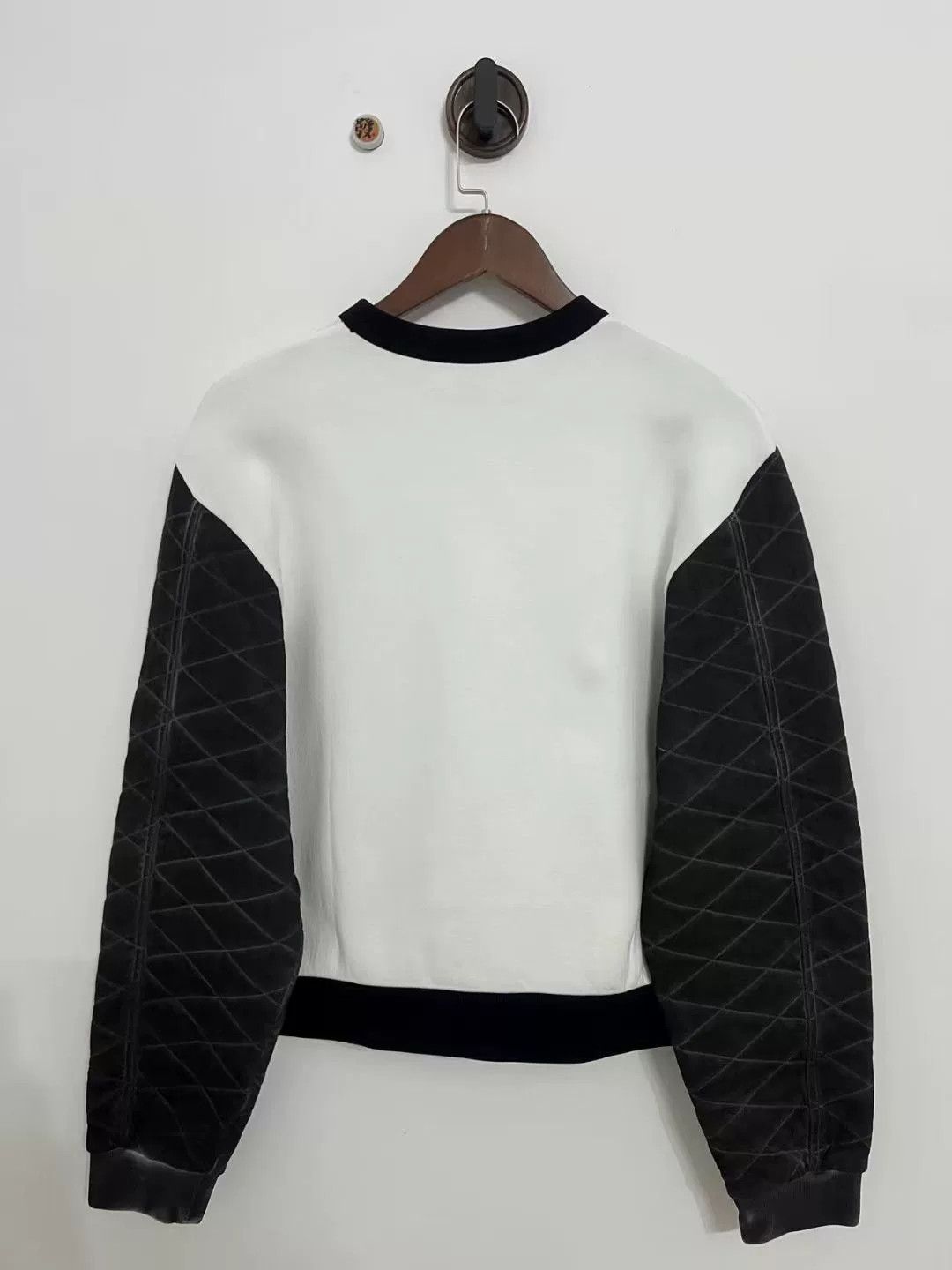 Louis Vuitton Louis Vuitton Black White Landscape Sweatshirt Size S / US 4 / IT 40 - 2 Thumbnail