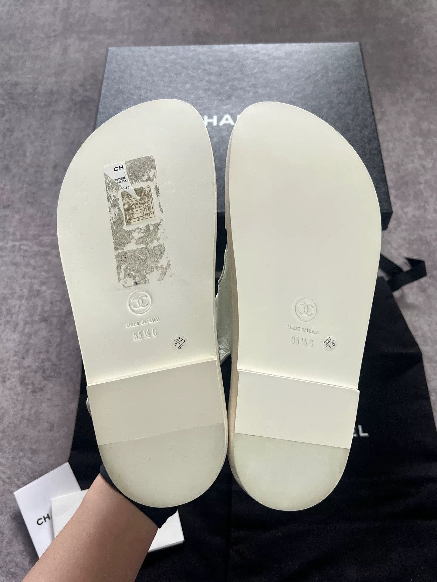 Chanel Chanel White Velcro Sandals Size US 4.5 / IT 34.5 - 8 Thumbnail