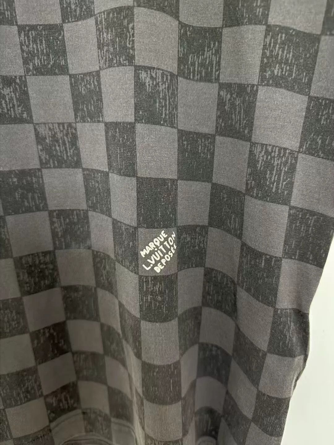 Louis Vuitton Louis Vuitton Checkerboard Logo Short Sleeve Size US S / EU 44-46 / 1 - 2 Thumbnail