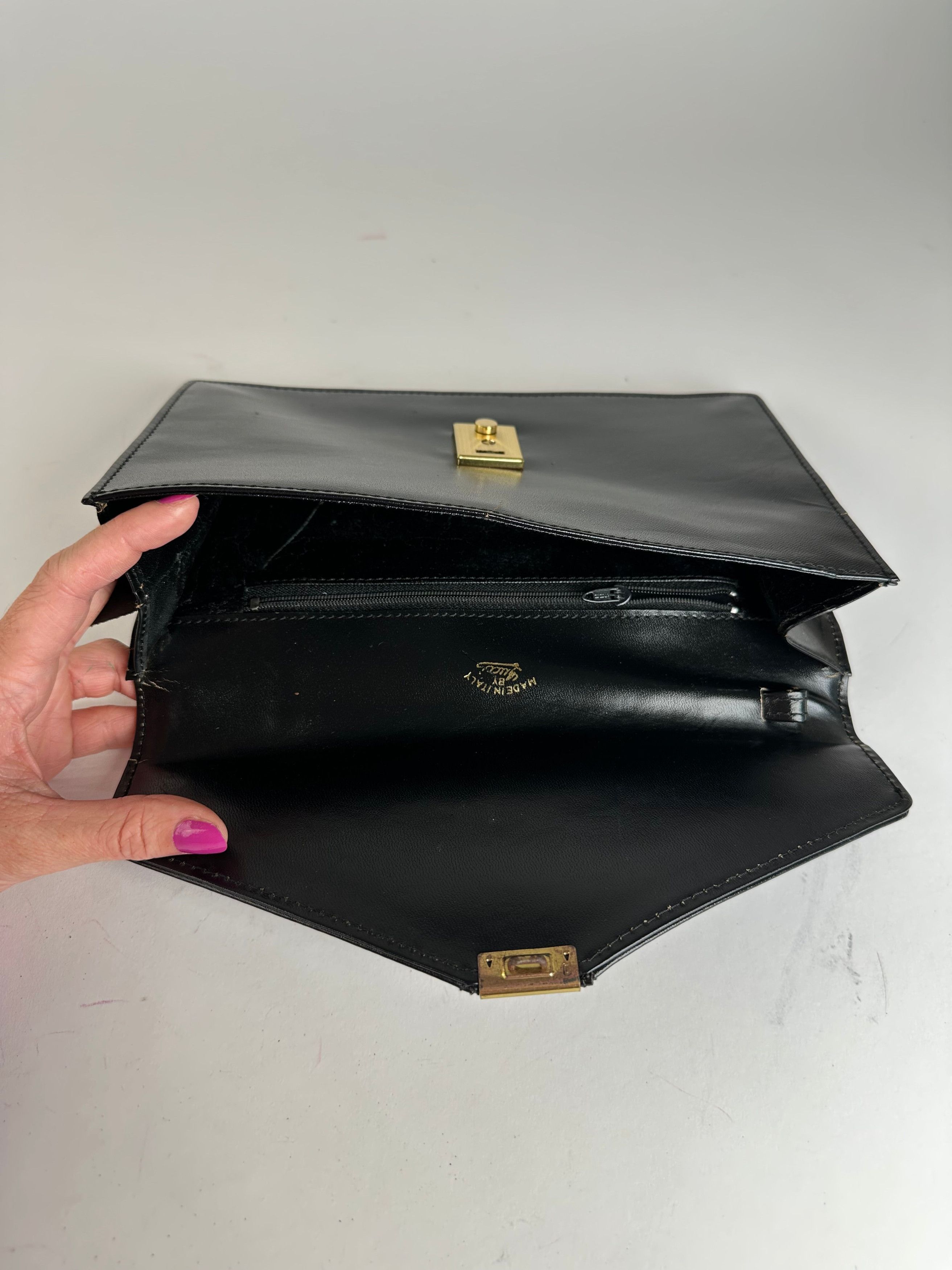 Gucci Vintage Leather Clutch Black Size ONE SIZE - 3 Thumbnail