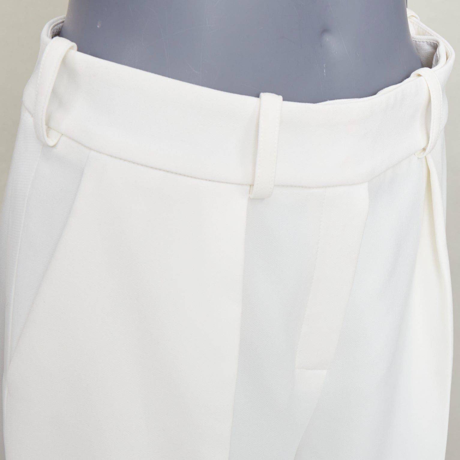 Alexandre Vauthier ALEXANDRE VAUTHIER white satin trim pleated front wide pants FR36 S Size 26" / US 2 / IT 38 - 2 Thumbnail