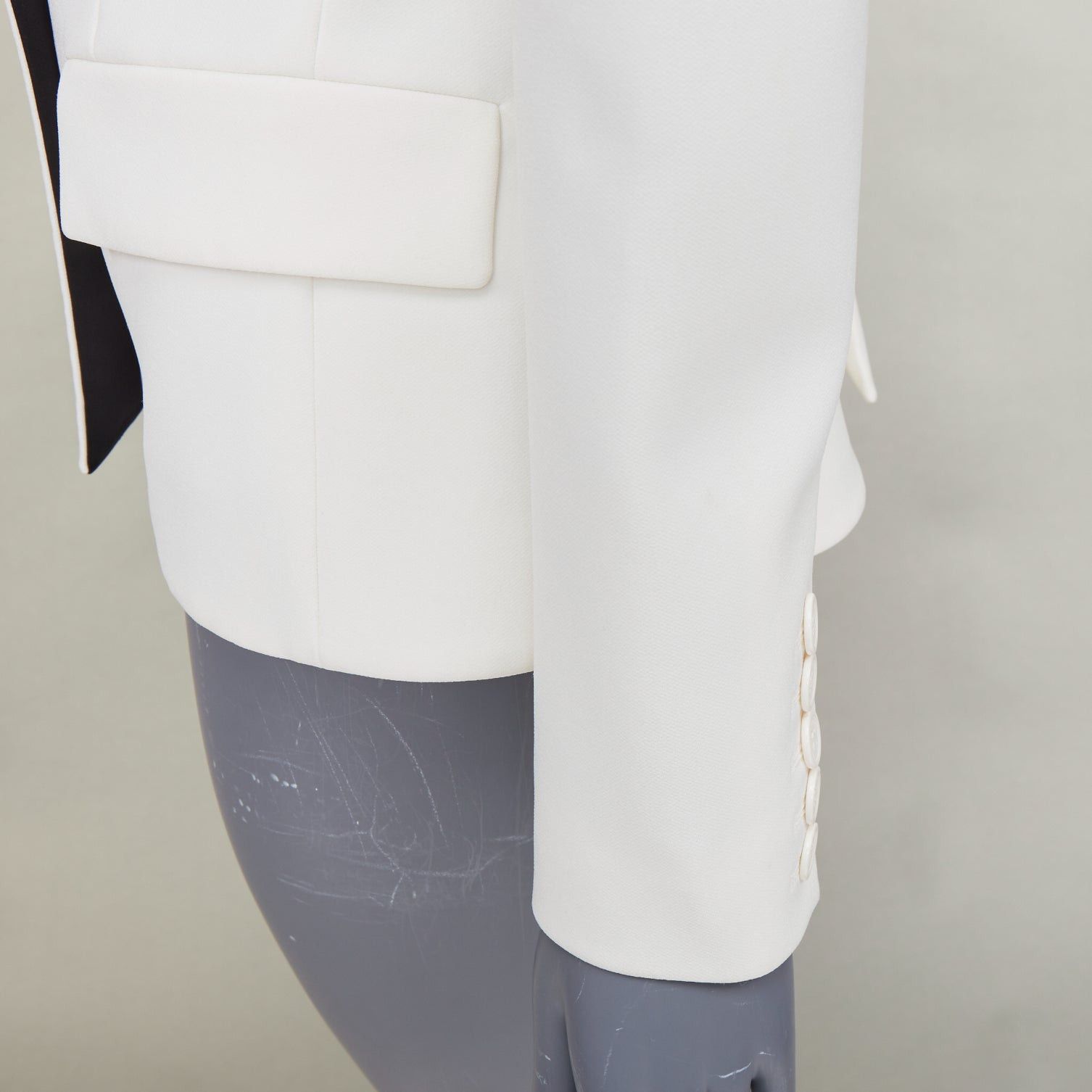 Alexandre Vauthier ALEXANDRE VAUTHIER off white black satin lapel double breasted tuxedo jacket Size S / US 4 / IT 40 - 8 Thumbnail