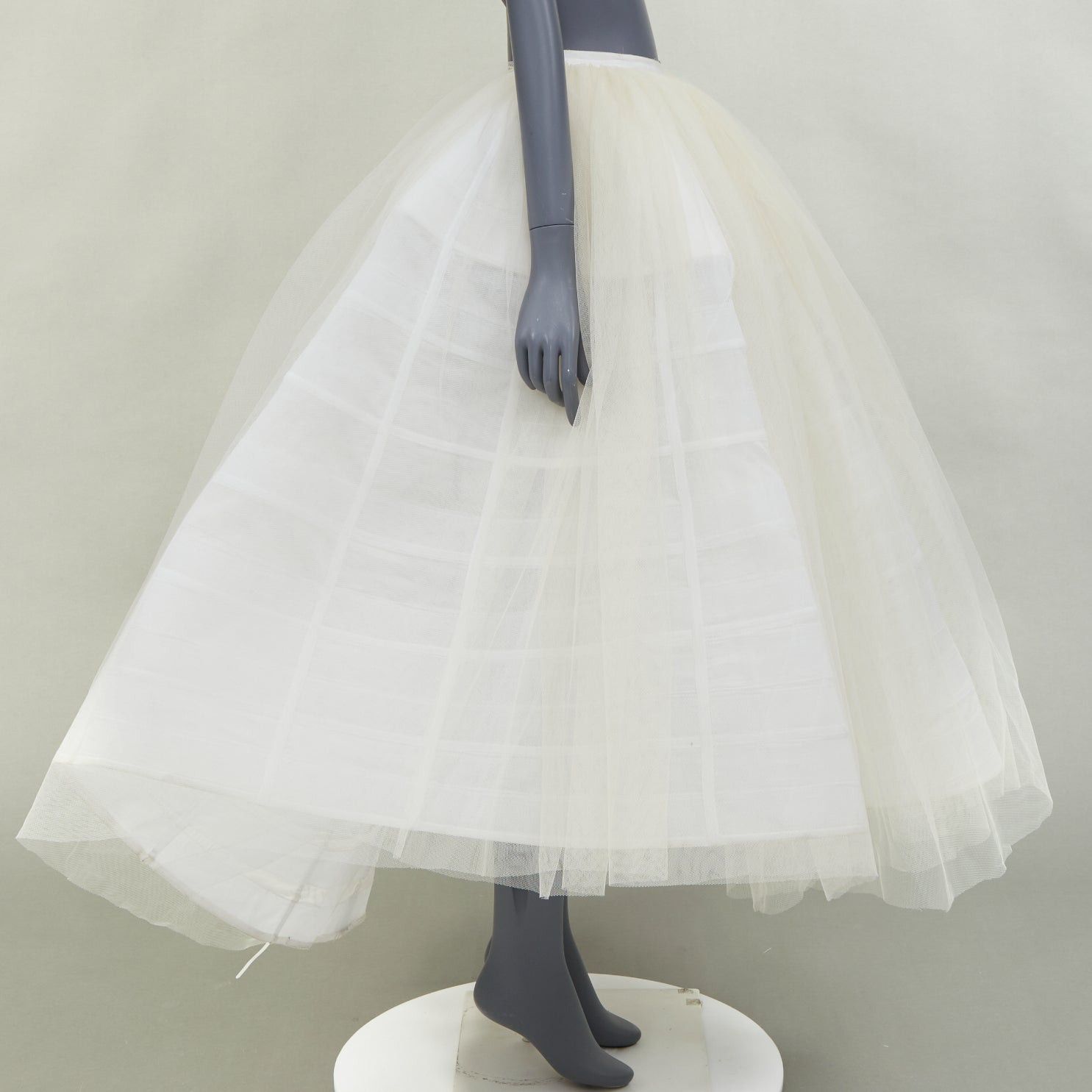 Alexandre Vauthier ALEXANDRE VAUTHIER cream white tulled caged crinoline full skirt Size 25" / US 0 / IT 36 - 4 Thumbnail
