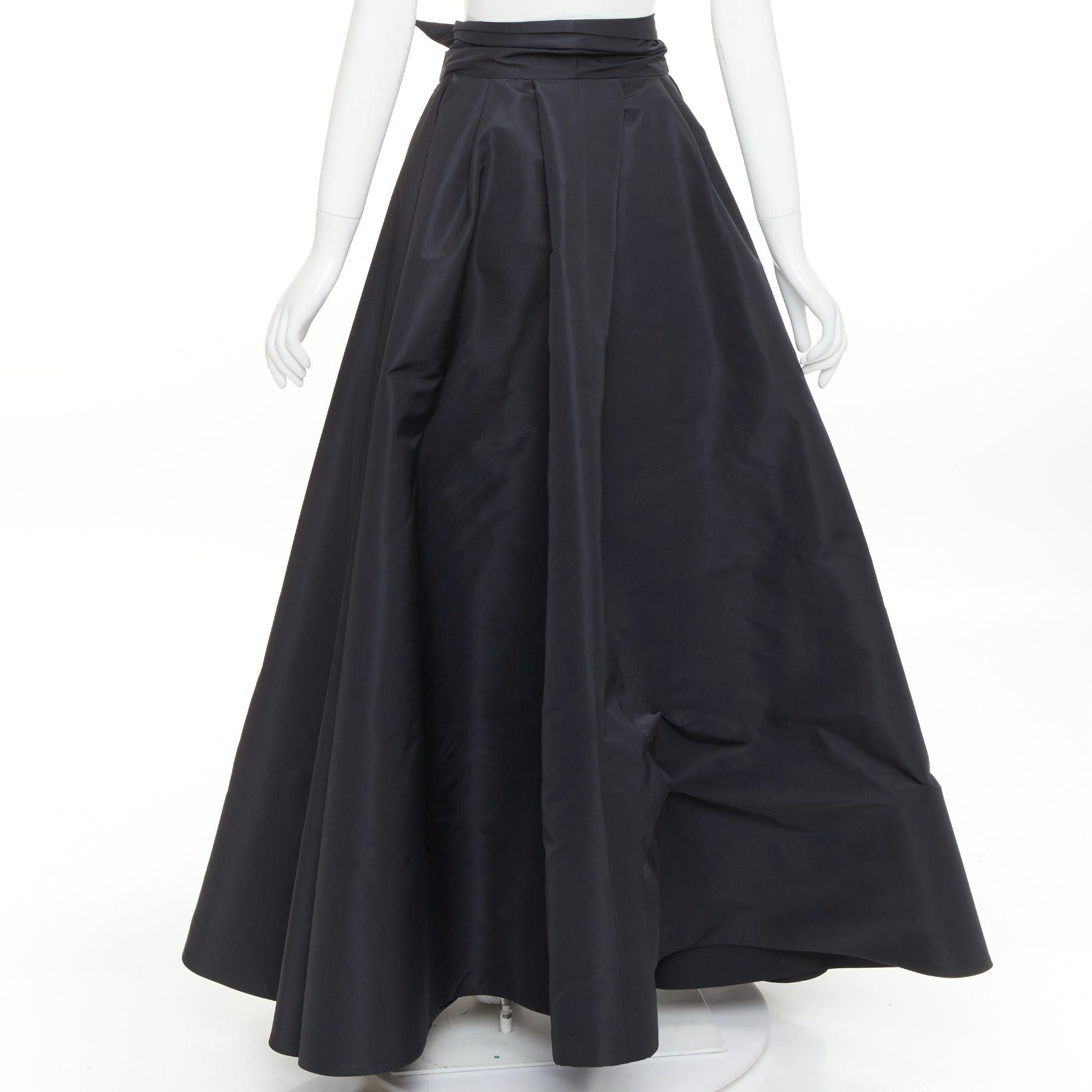 Alexandre Vauthier ALEXANDRE VAUTHIER COUTURE Runway black structured duchess satin self tie flared train skirt Size 25" / US 0 / IT 36 - 5 Thumbnail