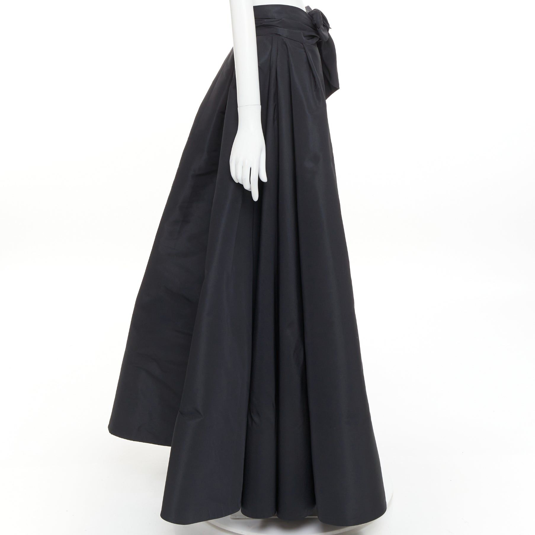 Alexandre Vauthier ALEXANDRE VAUTHIER COUTURE Runway black structured duchess satin self tie flared train skirt Size 25" / US 0 / IT 36 - 4 Thumbnail
