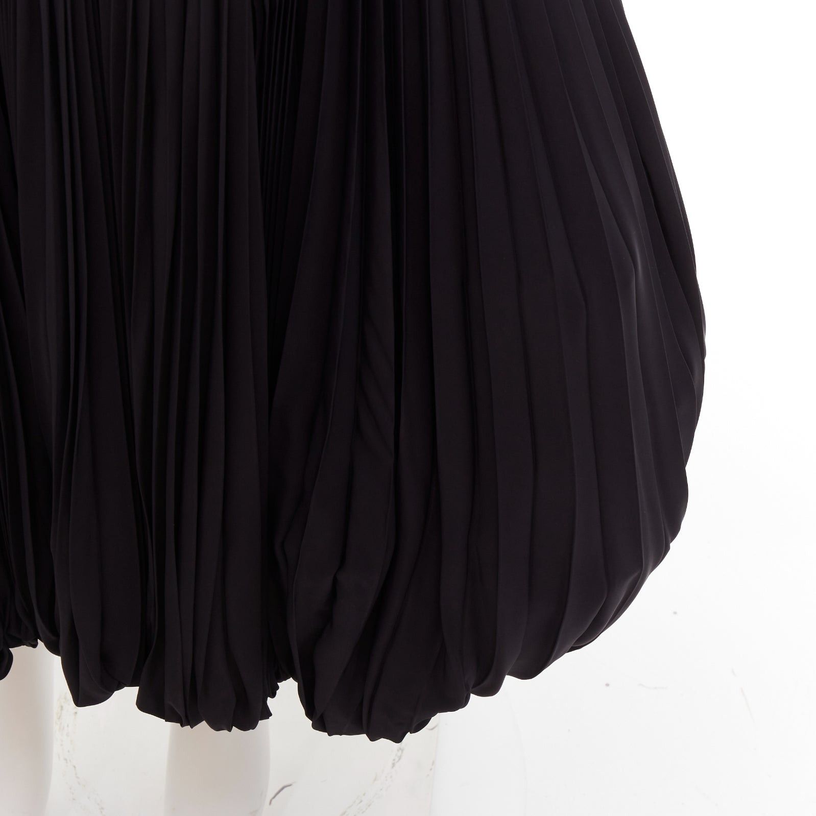 Alexandre Vauthier rare ALEXANDRE VAUTHIER COUTURE black pleated voluminous bubble hem skirt Size 25" / US 0 / IT 36 - 2 Thumbnail