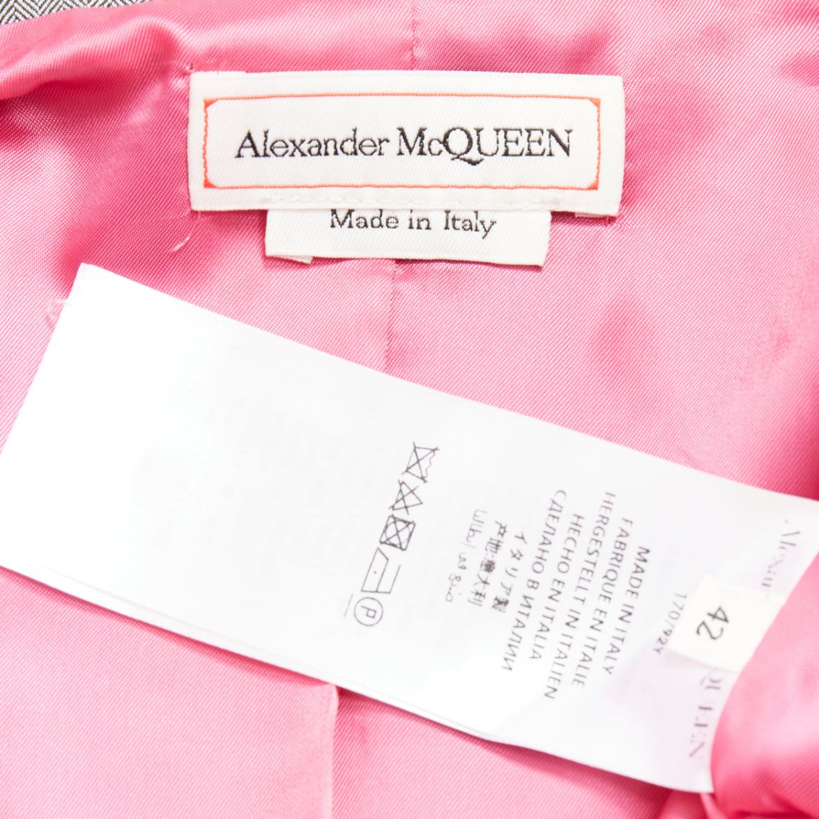 Alexander McQueen ALEXANDER MCQUEEN 2019 grey wool fuchsia pink lined peplum blazer jacket IT42 M Size M / US 6-8 / IT 42-44 - 9 Thumbnail